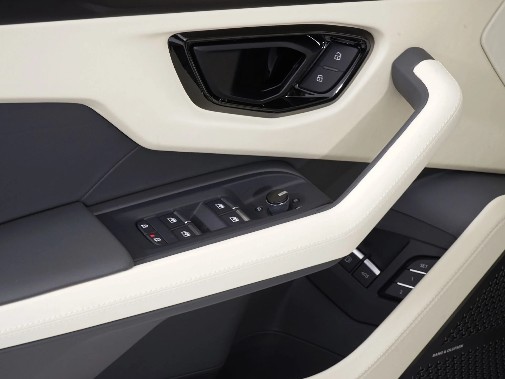 mph030_2463841613_5c10e8fa320672f4bf96f1868a175095x_3ef1713b22