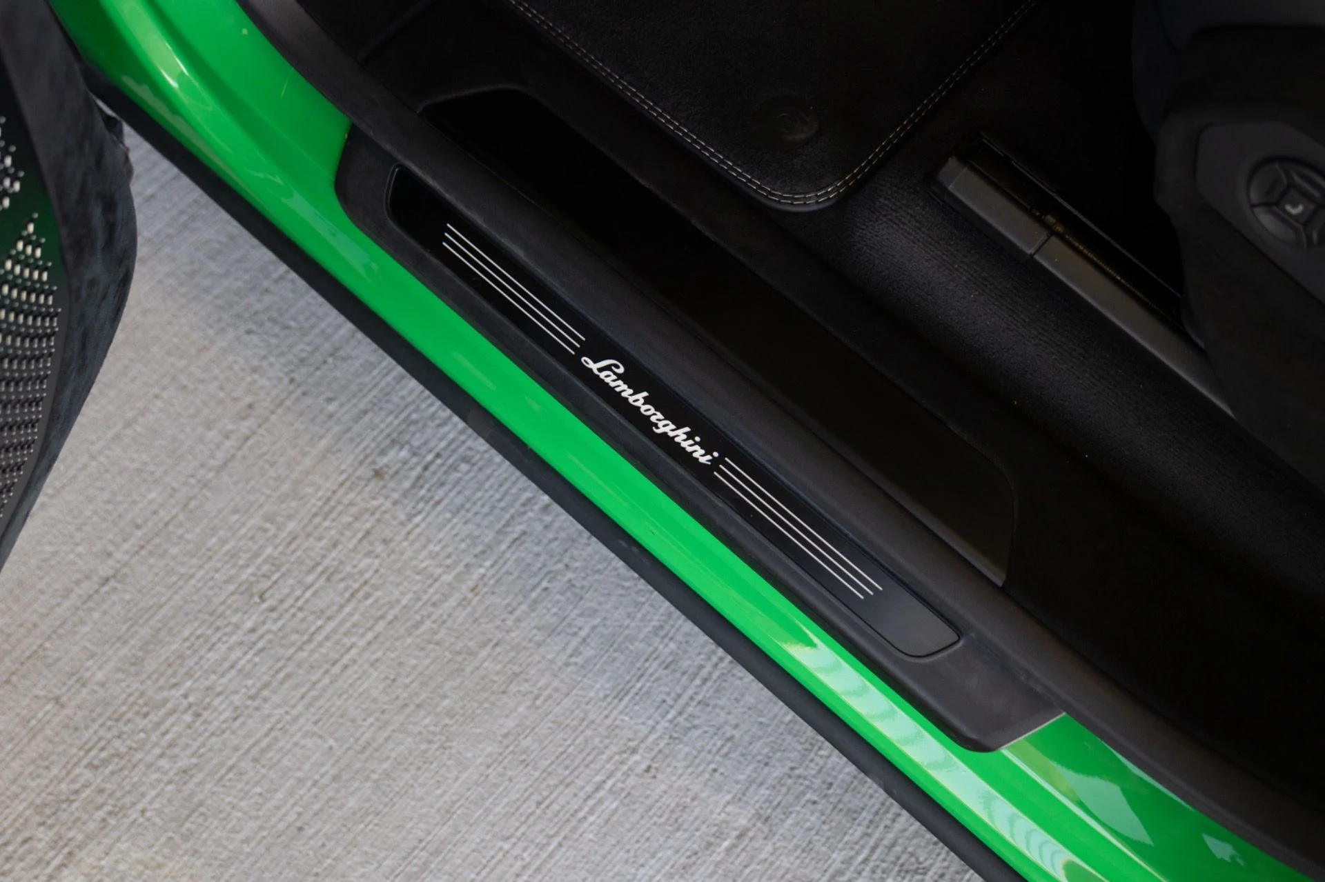 mph030_2479431722_Used_2023_Lamborghini_Urus_Performante_1780091172_c164655b15