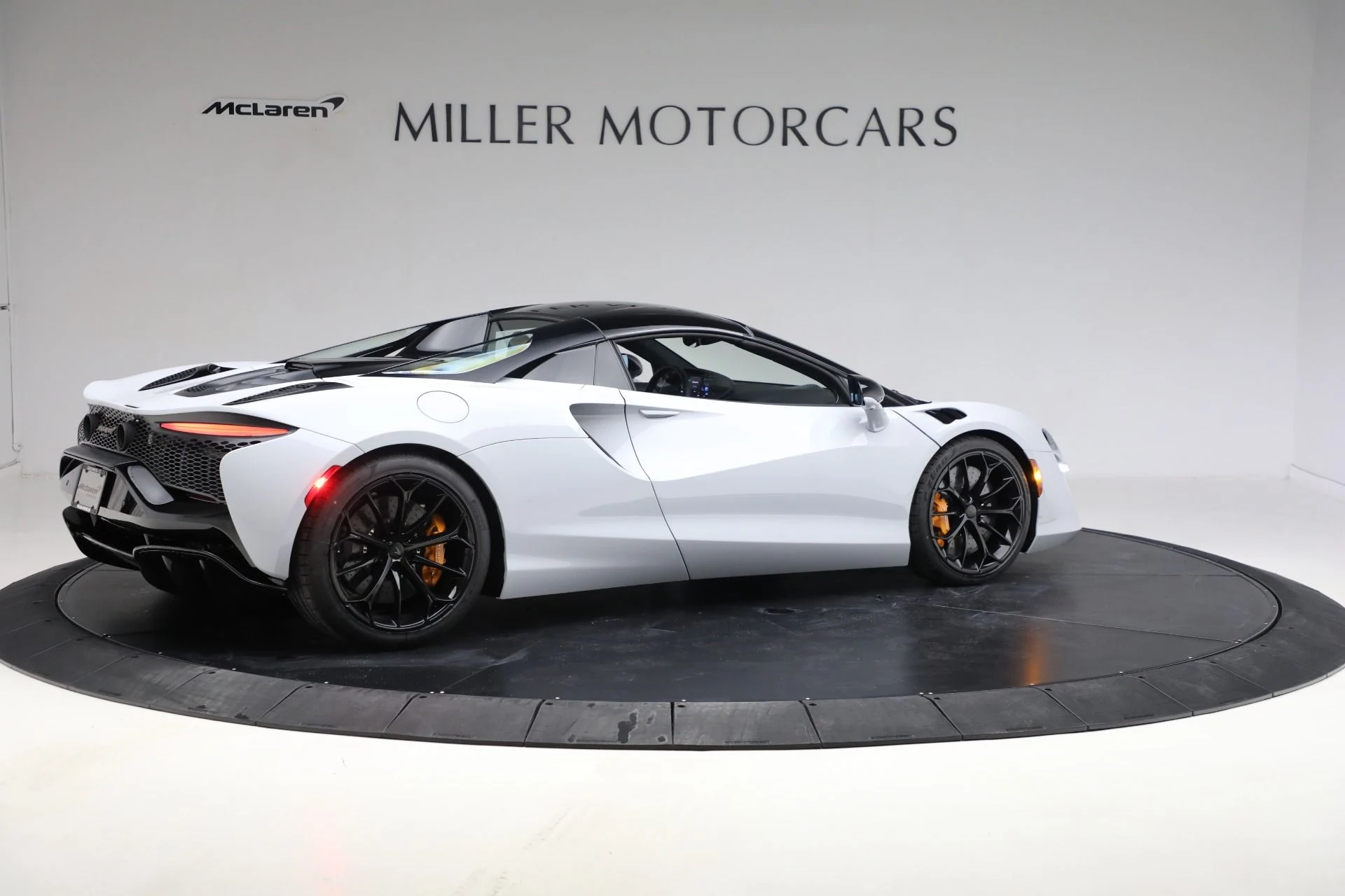 mph030_2480292457_New_2025_Mc_Laren_Artura_Spider_Tech_Lux_bfb2c3d015