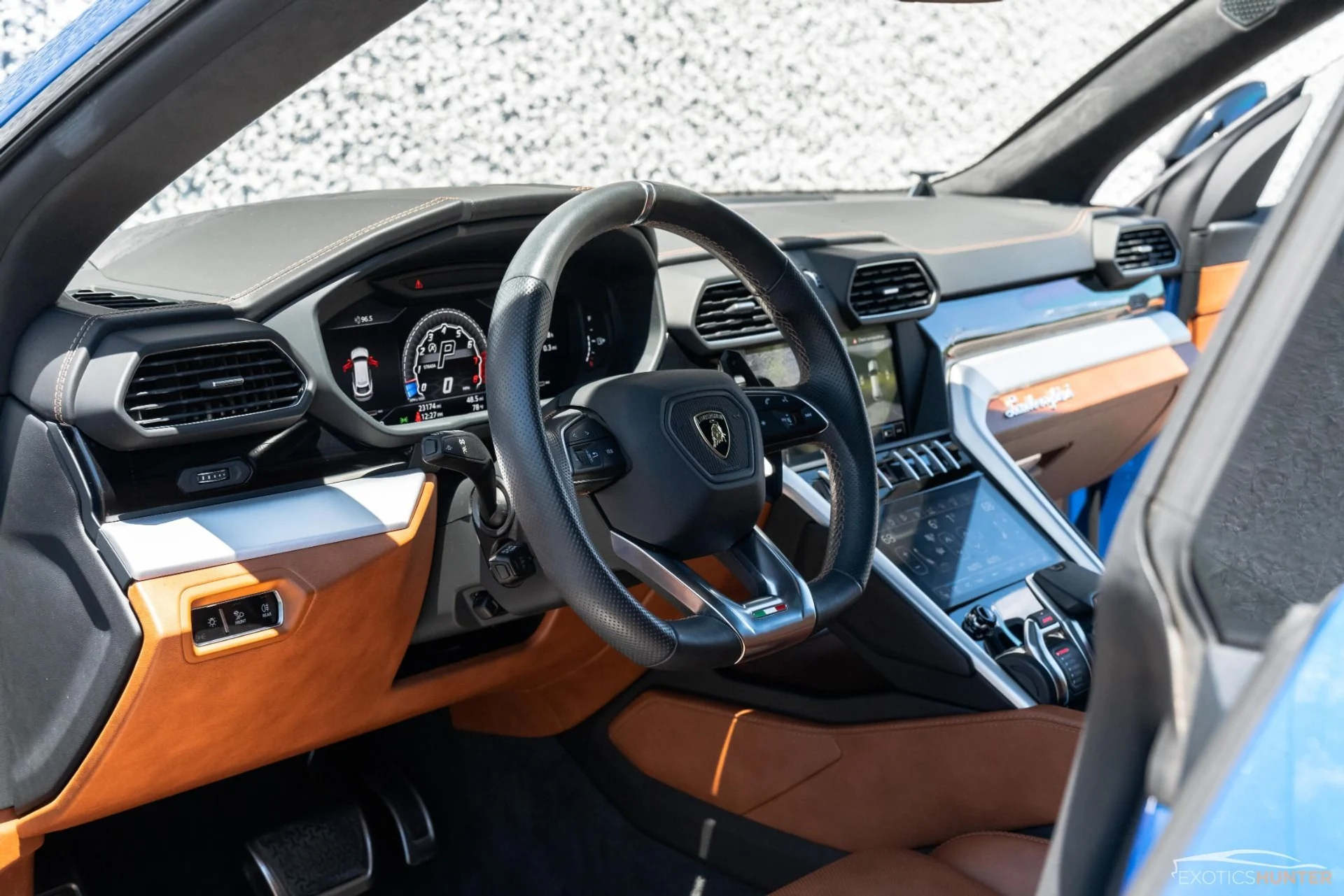 mph030_248229147_Used_2019_Lamborghini_Urus_HIGH_266_K_Sticker_w_EVERY_Desirable_Option_1683572182_dc28ad7494