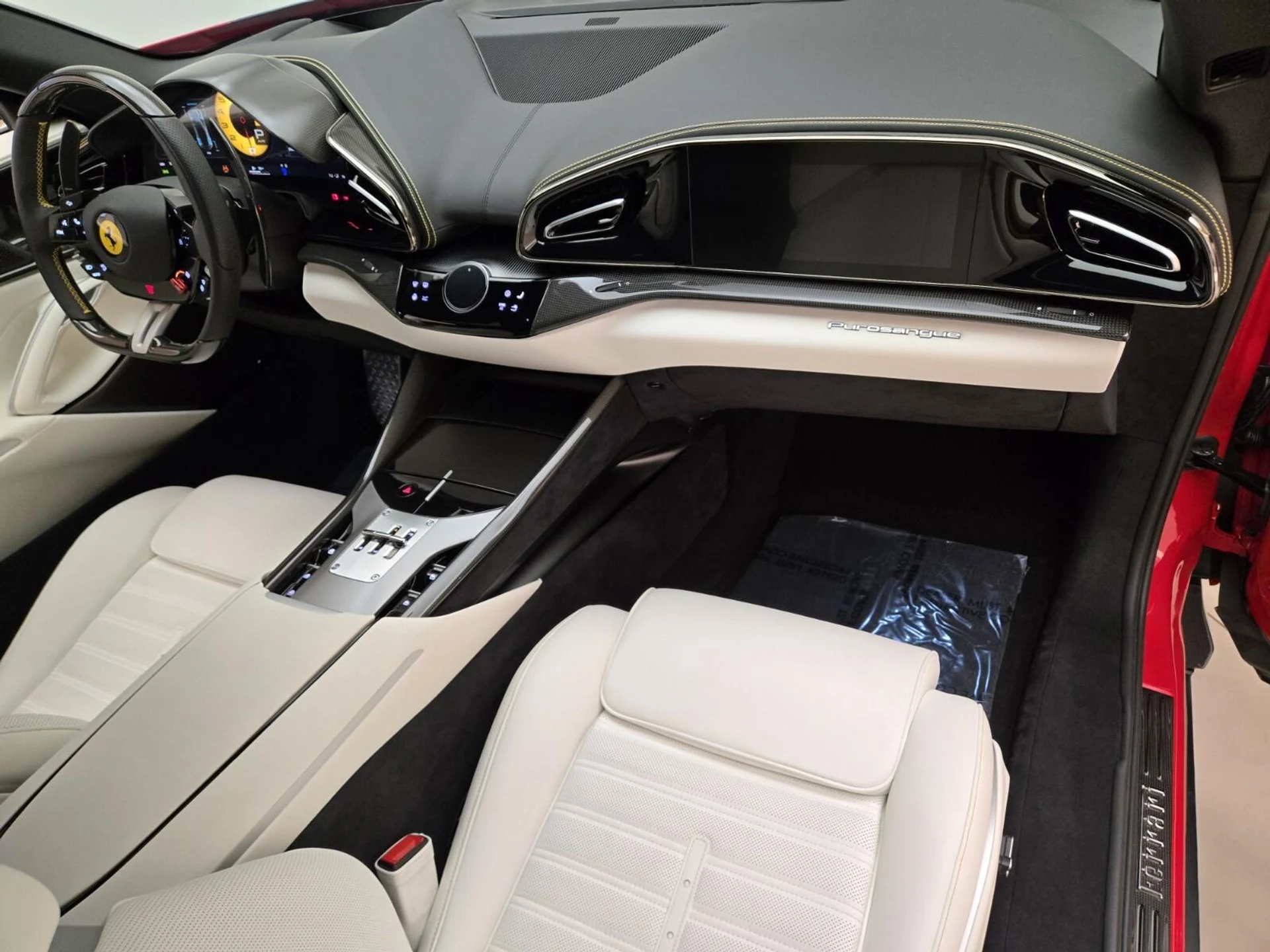mph030_2484267210_Used_2025_Ferrari_Purosangue_1768891639_0c896052b1