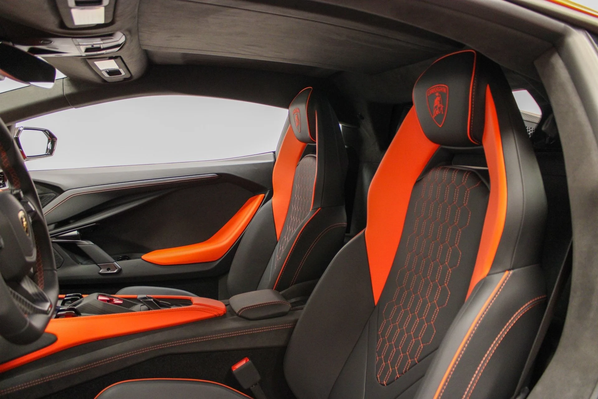 mph030_2492602553_81350d3cdddca8e7f100112a7c5b37e9_8b0f9d4a3e