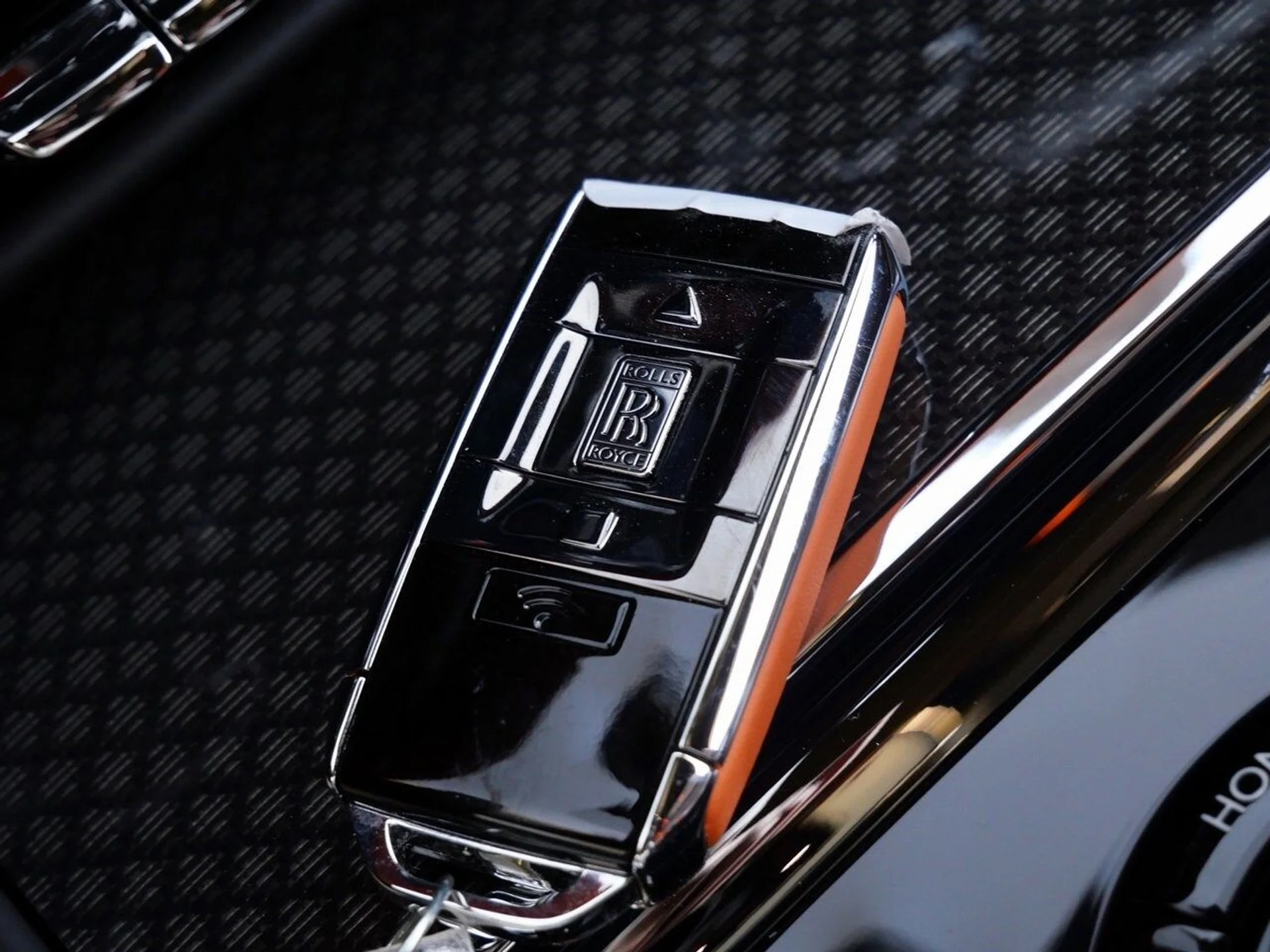 mph030_2498091997_523ce6cba2c3986080290cc9a10fe6b3x_218986cf62