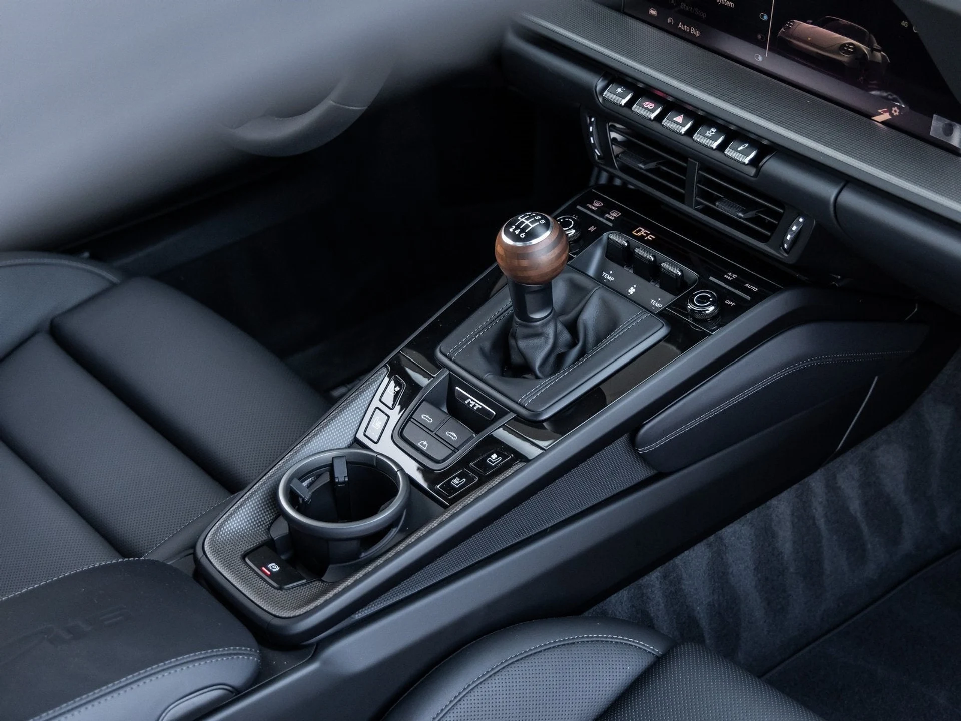 mph030_2500076064_33_7ce8761cc5