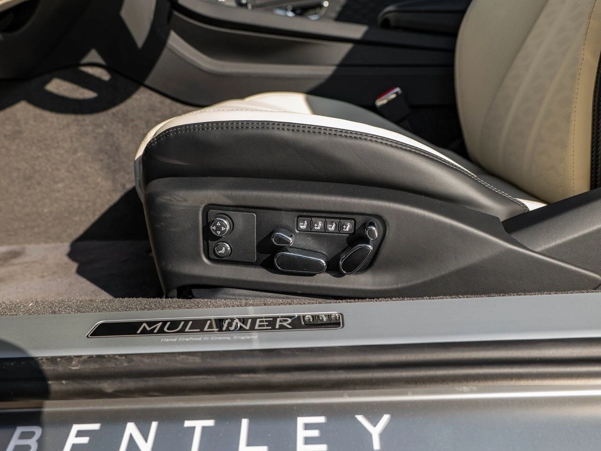 mph030_2501775440_ebc23ff873a7739662a7695b94d215f5x_f58e4b470c