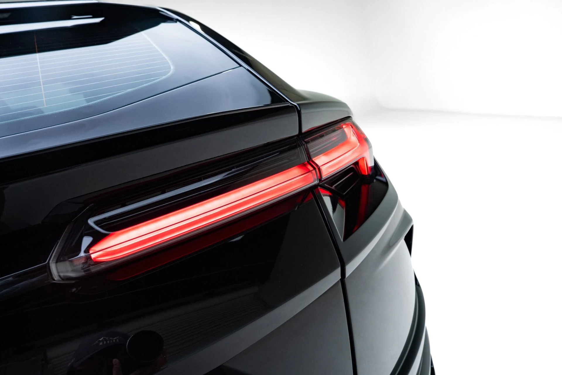 mph030_2508931432_Used_2019_Lamborghini_Urus_1778703309_f66da4673d