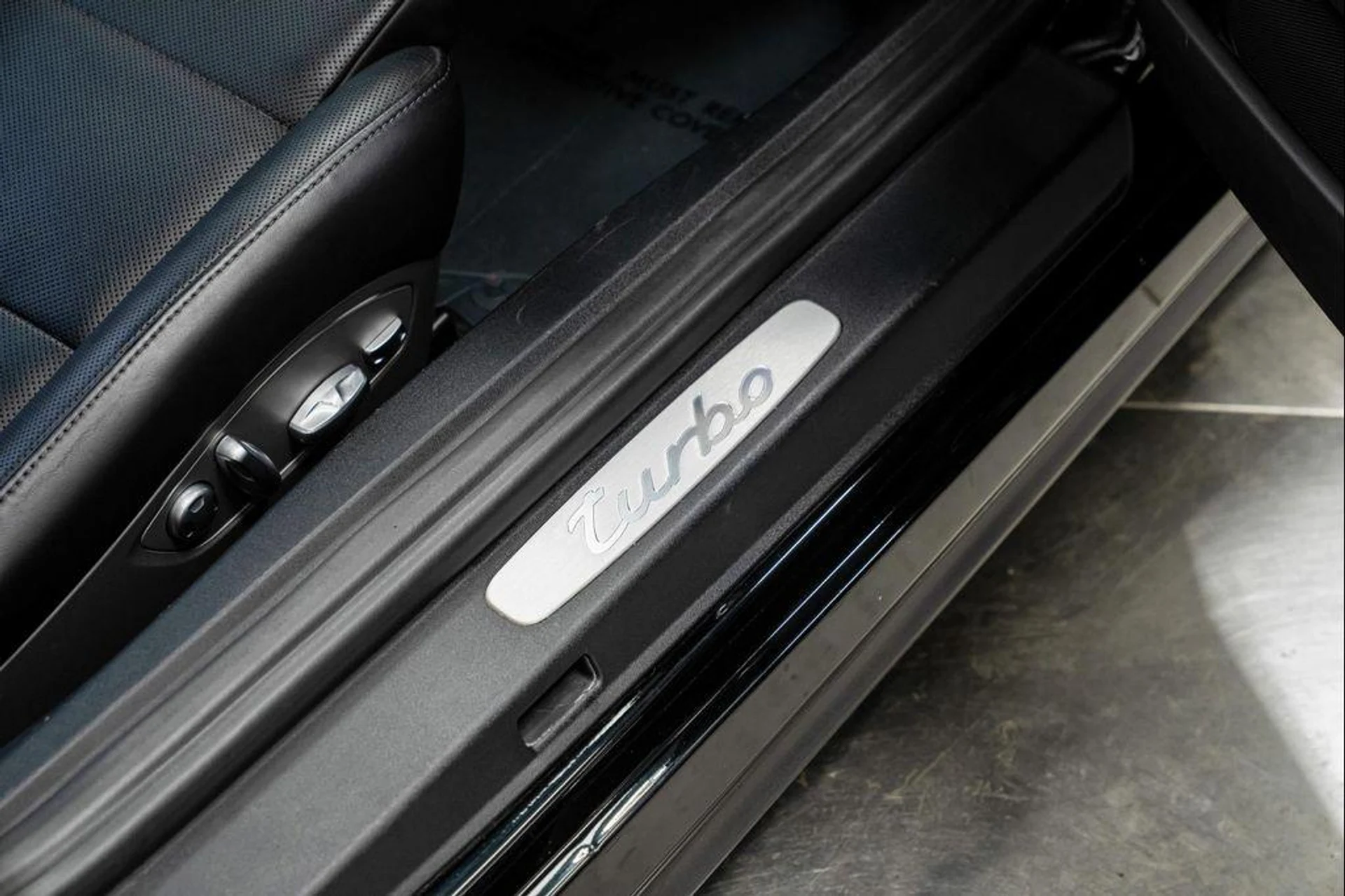 mph030_2513675524_Yv_A_q_Qd_Efe_W_Lu_CA_Nm_Ga2s_Zl_AMQ_833f07b9ff