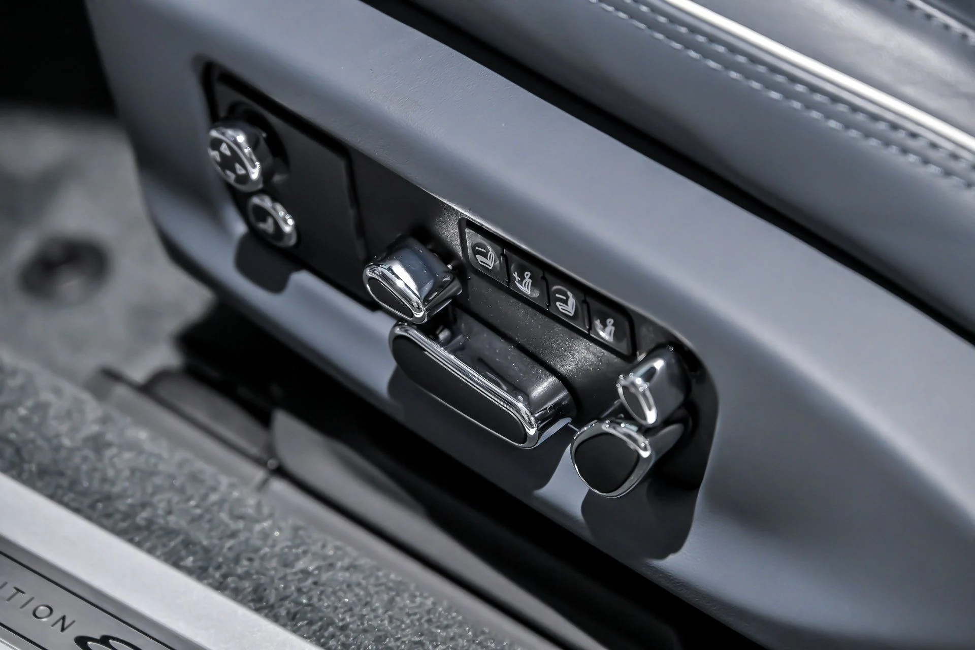 mph030_2516564162_408b94ea897f840684a6b4d6bce0900fx_6ca72ca385