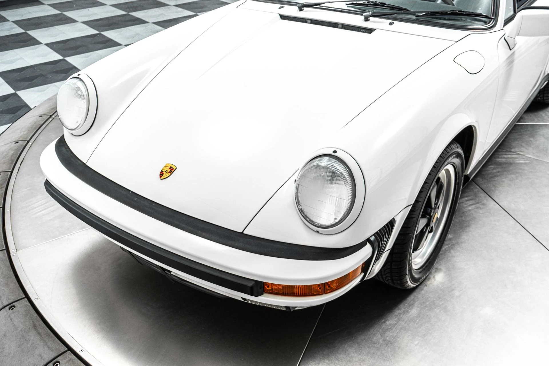 mph030_2521798244_Used_1989_Porsche_911_Carrera_1788213145_196d22d214
