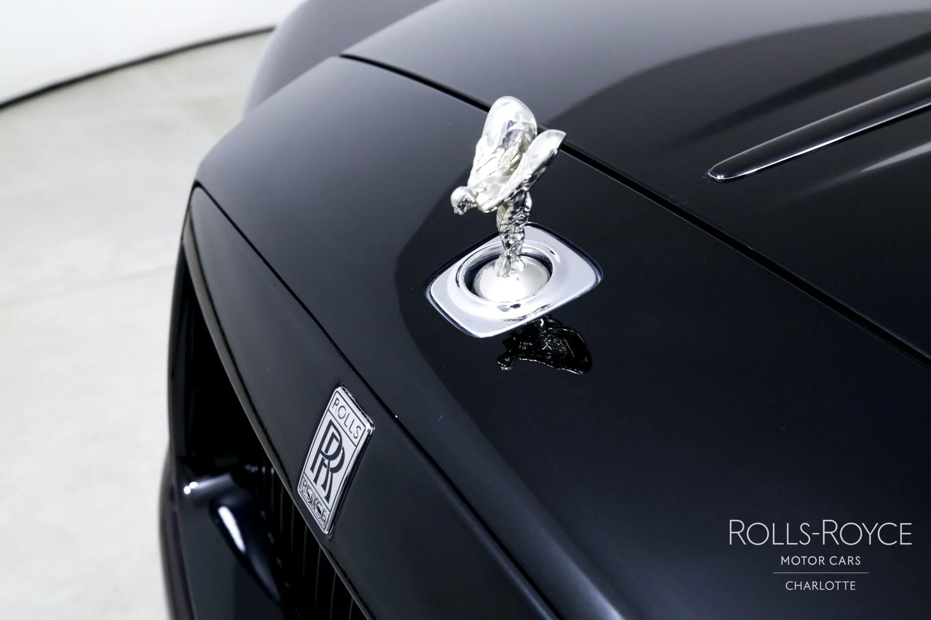 mph030_2526784258_Used_2018_Rolls_Royce_Wraith_1744735509_78d11e8f76