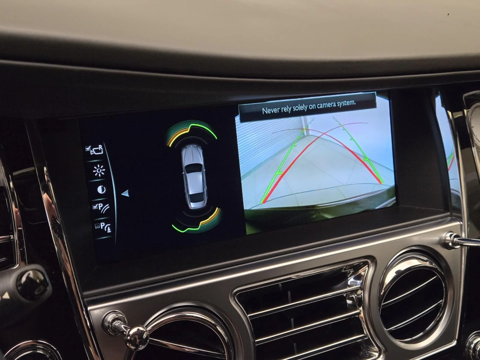 mph030_2532771402_Used_2021_Rolls_Royce_Wraith_1777354980_173c8dd852