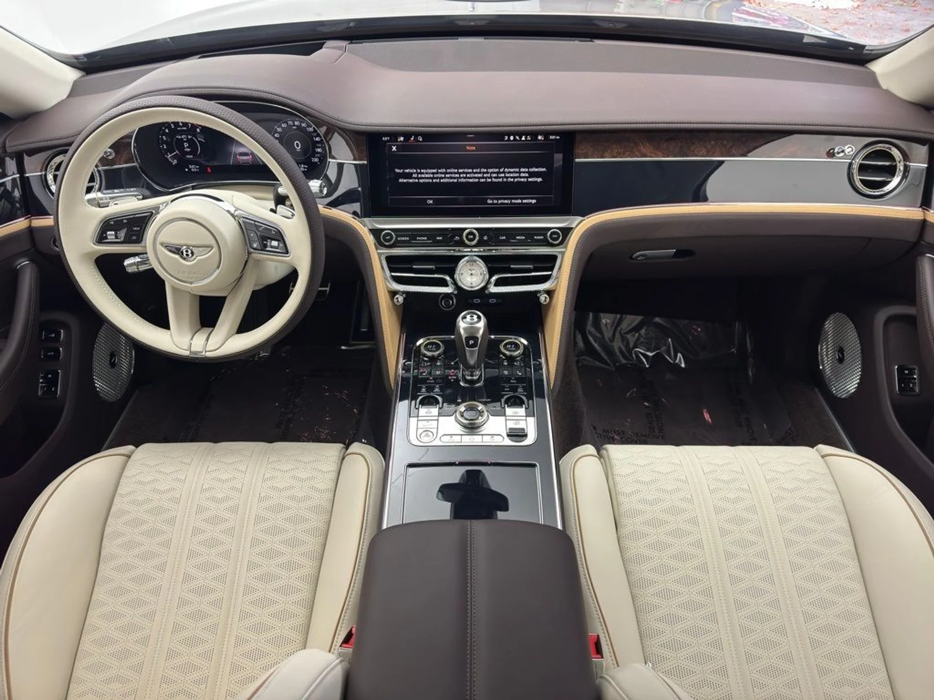 mph030_2533000376_dv6sg7kozopr357bo15ccpqdv9lj_9d65be03be