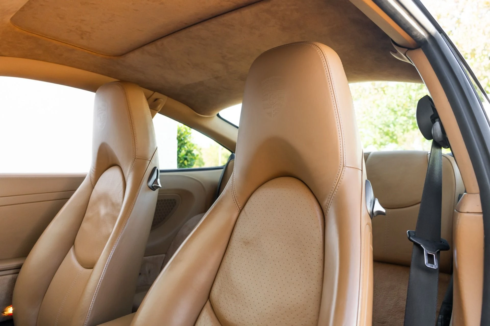 mph030_2533453740_Used_2006_Porsche_911_Carrera_4_S_1765481639_533b1f1096