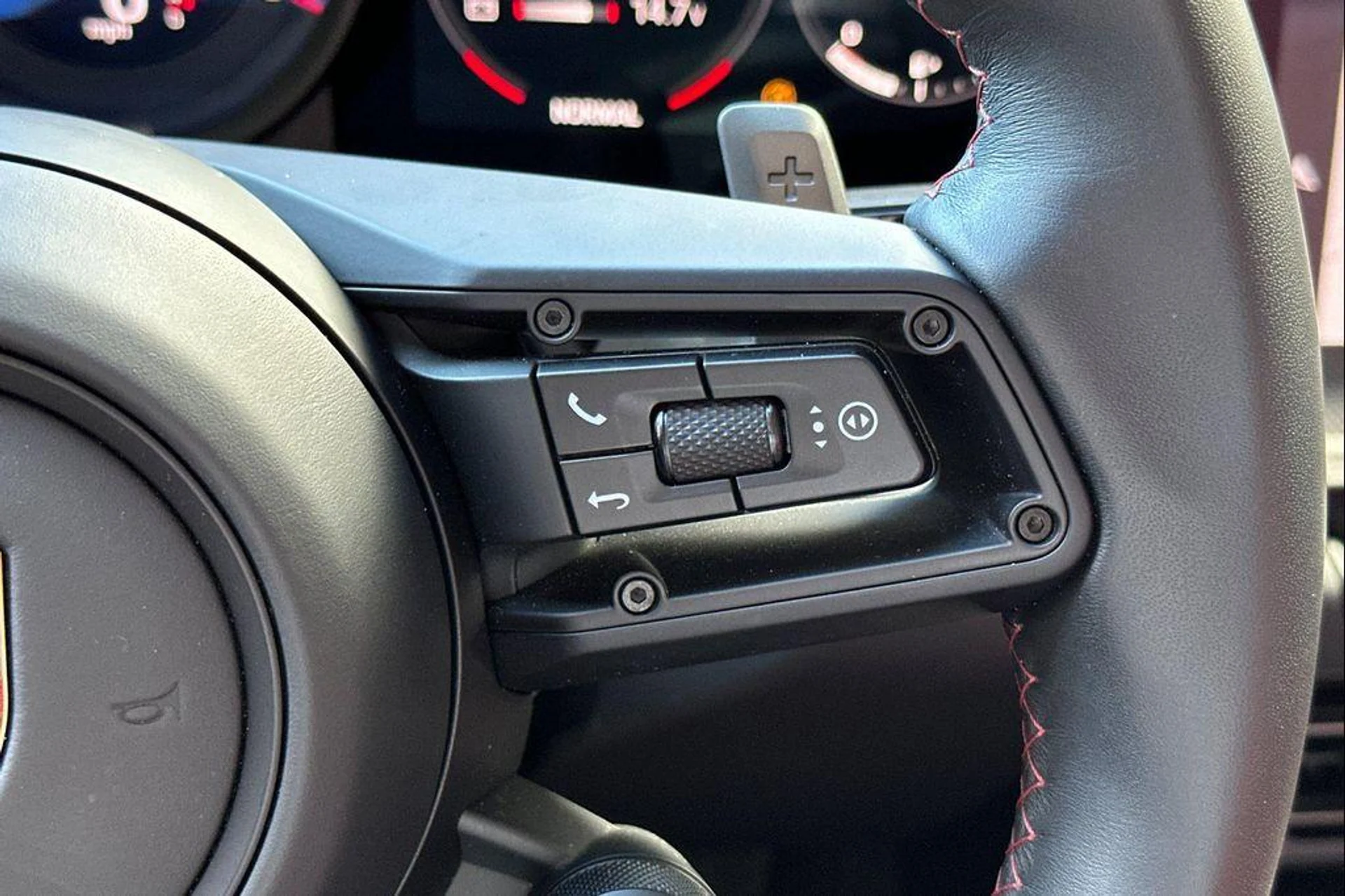 mph030_253728486_P5_Bd6_K2xsi_Hzn_Xy_Zs7a_D_Fn_R_Awu_Q_12f4c9b5d7