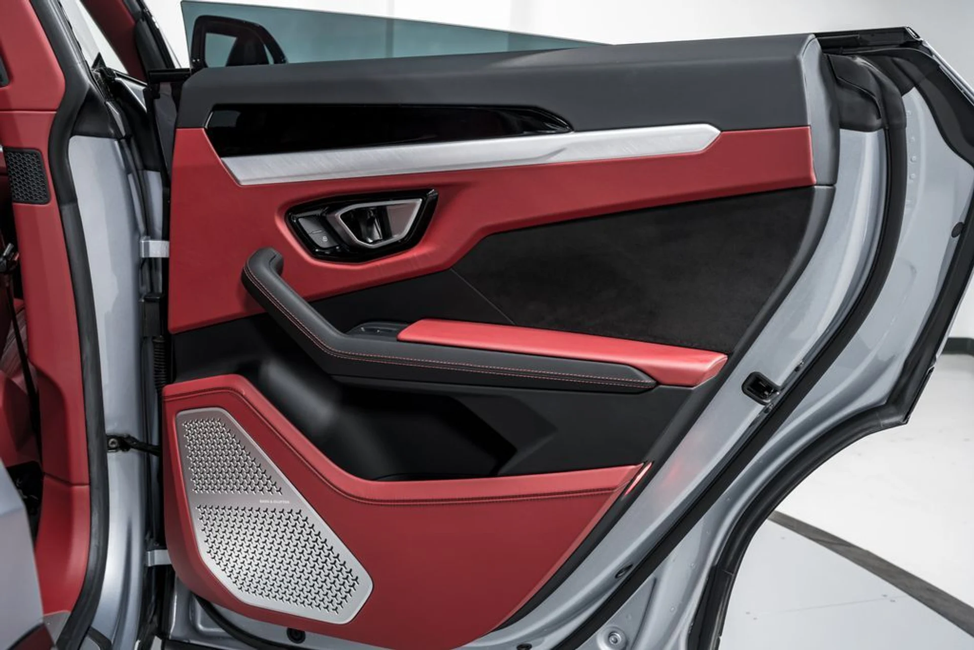 mph030_253834198_3996a9a8c1340a044410d1c39fc53f49x_7110102b12