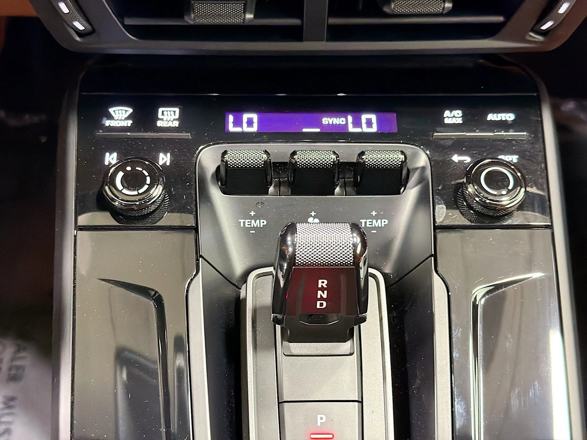 mph030_2546430469_8bf441dd34564d1f40fee13e55f27c98_09cea6c431