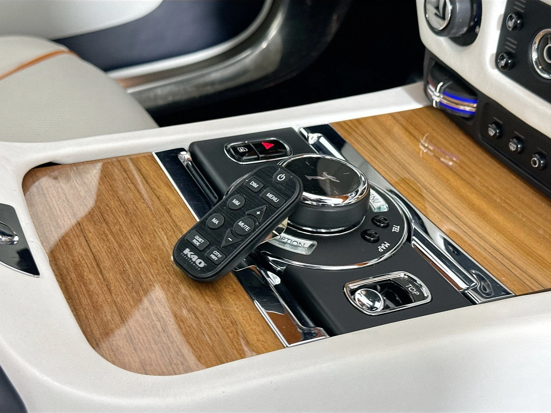 mph030_2549075983_31_0cc7ab7d9a