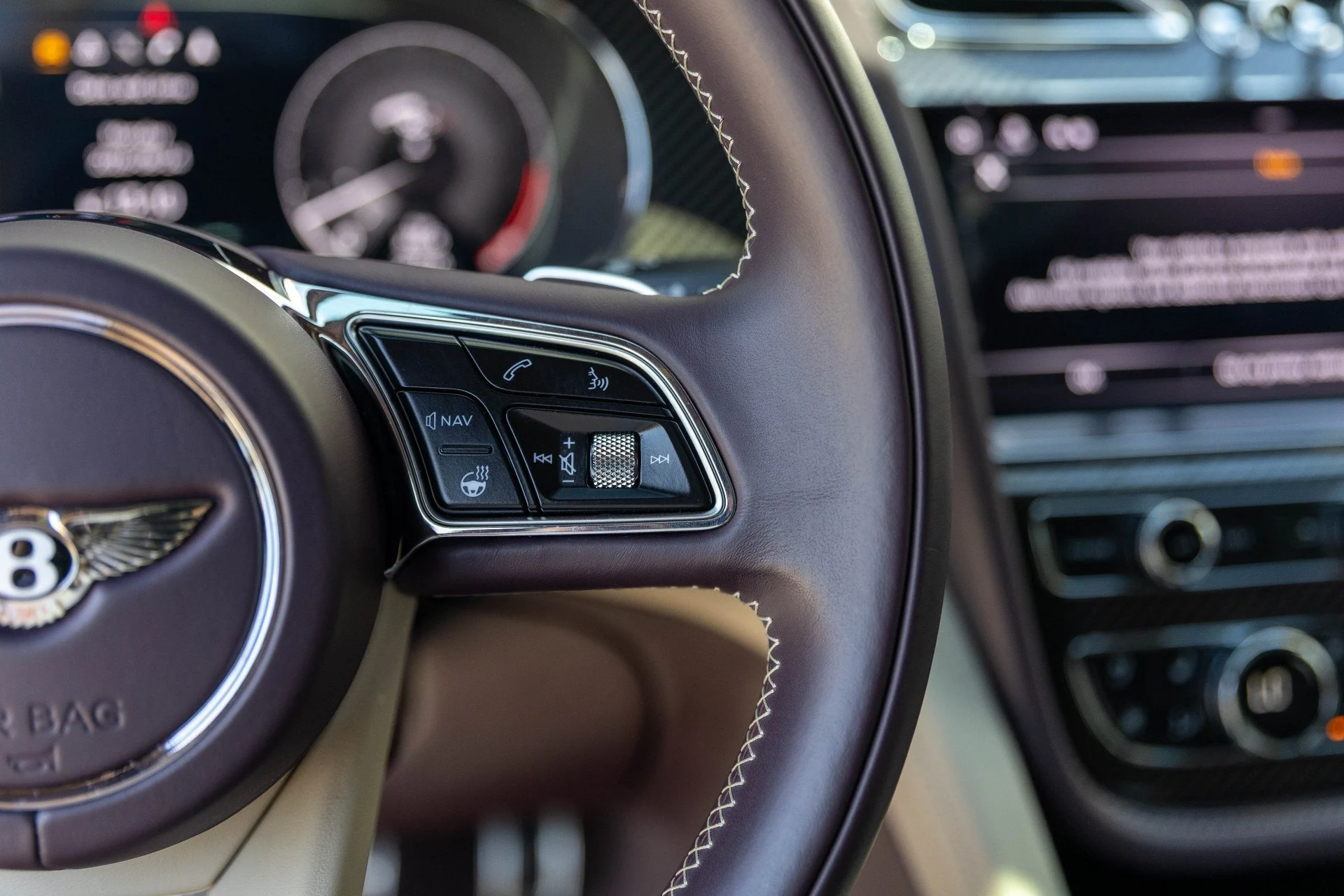 mph030_2550053115_Hi_Tech_Luxury_Imports_LLC_SJAAT_2_ZV_4_PC_018520_image_30_f8f4998498
