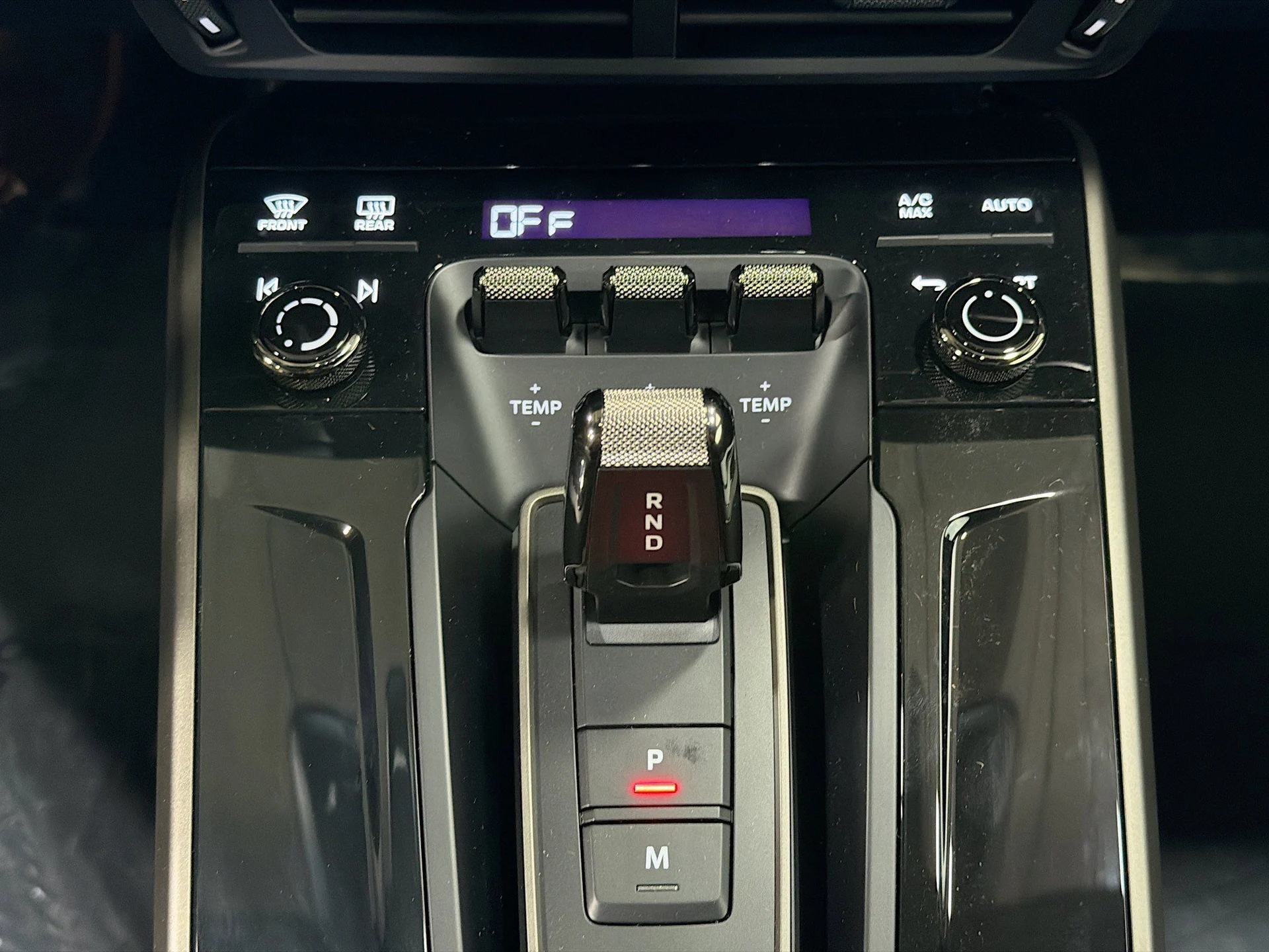 mph030_2551030780_9e29be1a0864460630be3dda9e18f9e8_6ec21145fc