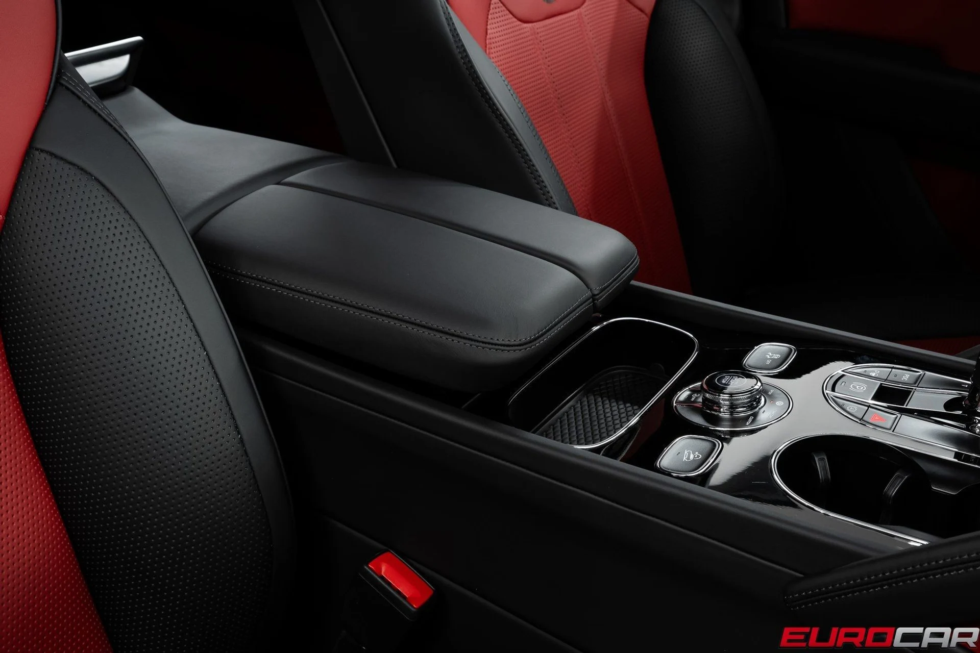 mph030_2557412928_image_31_9845b0ab07