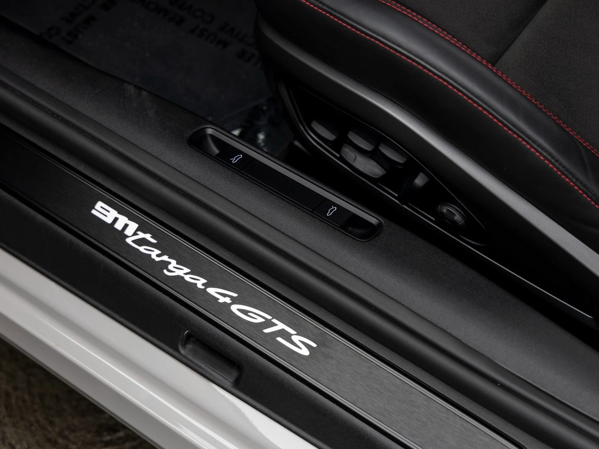 mph030_2559221365_31_c2855cd037