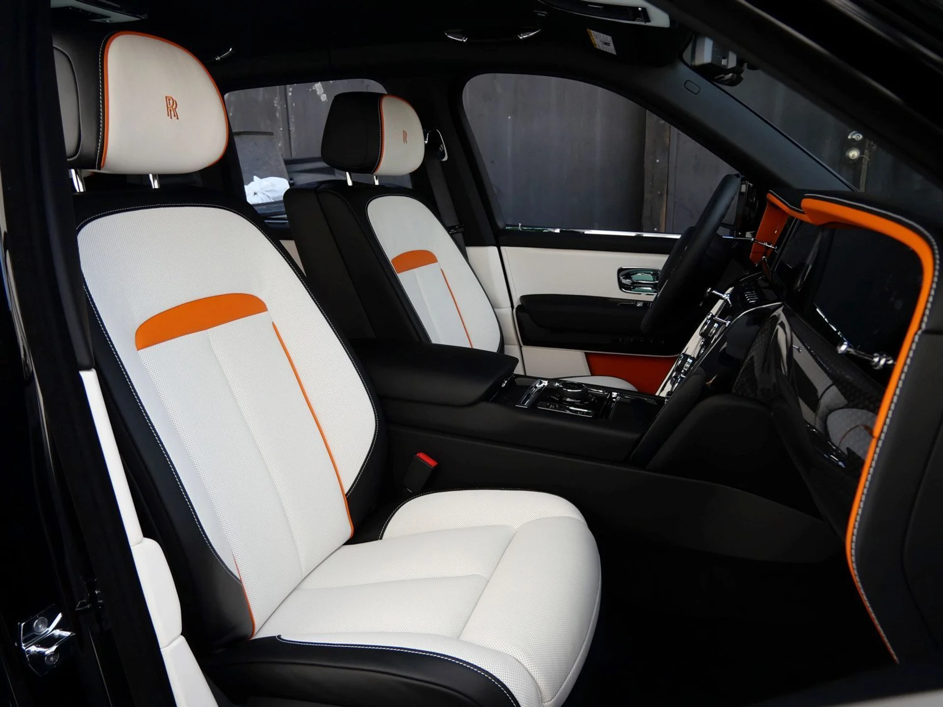 mph030_2561908421_0269f53f6b35df7e7578d68857556260x_180efefac4