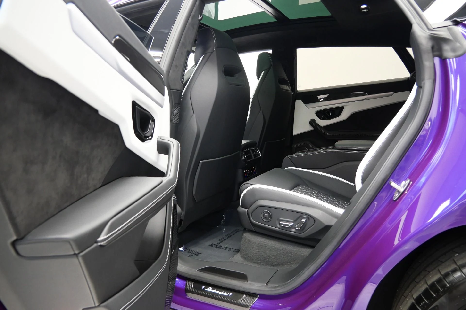 mph030_2564950174_Used_2023_Lamborghini_Urus_S_HIGHLY_Optioned_Ad_Personam_Paint_94_K_in_Options_1773247246_a1f4b45d0b