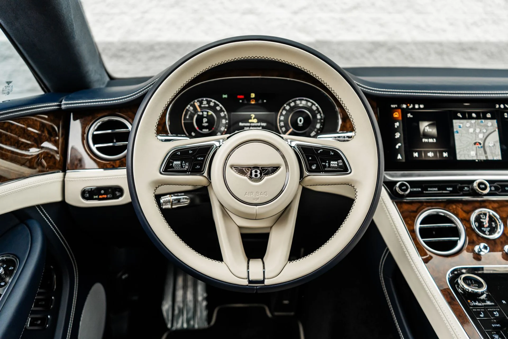 mph030_2576353204_5f30452a_bf5f_431c_a17b_0532ae39f09d_3d9fa3441f