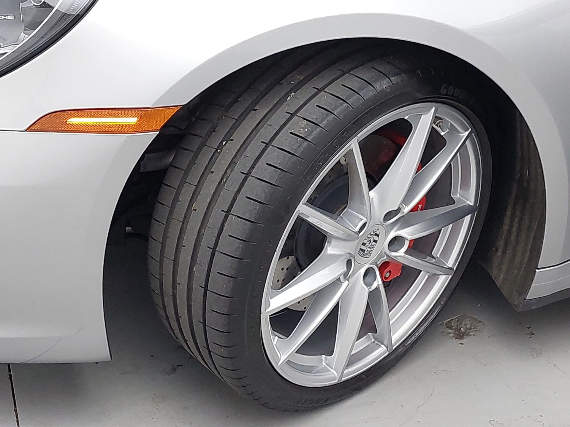 mph030_2580278822_c6e9a6d3647236f528bb34624abd73a8x_b9c28d0a6e