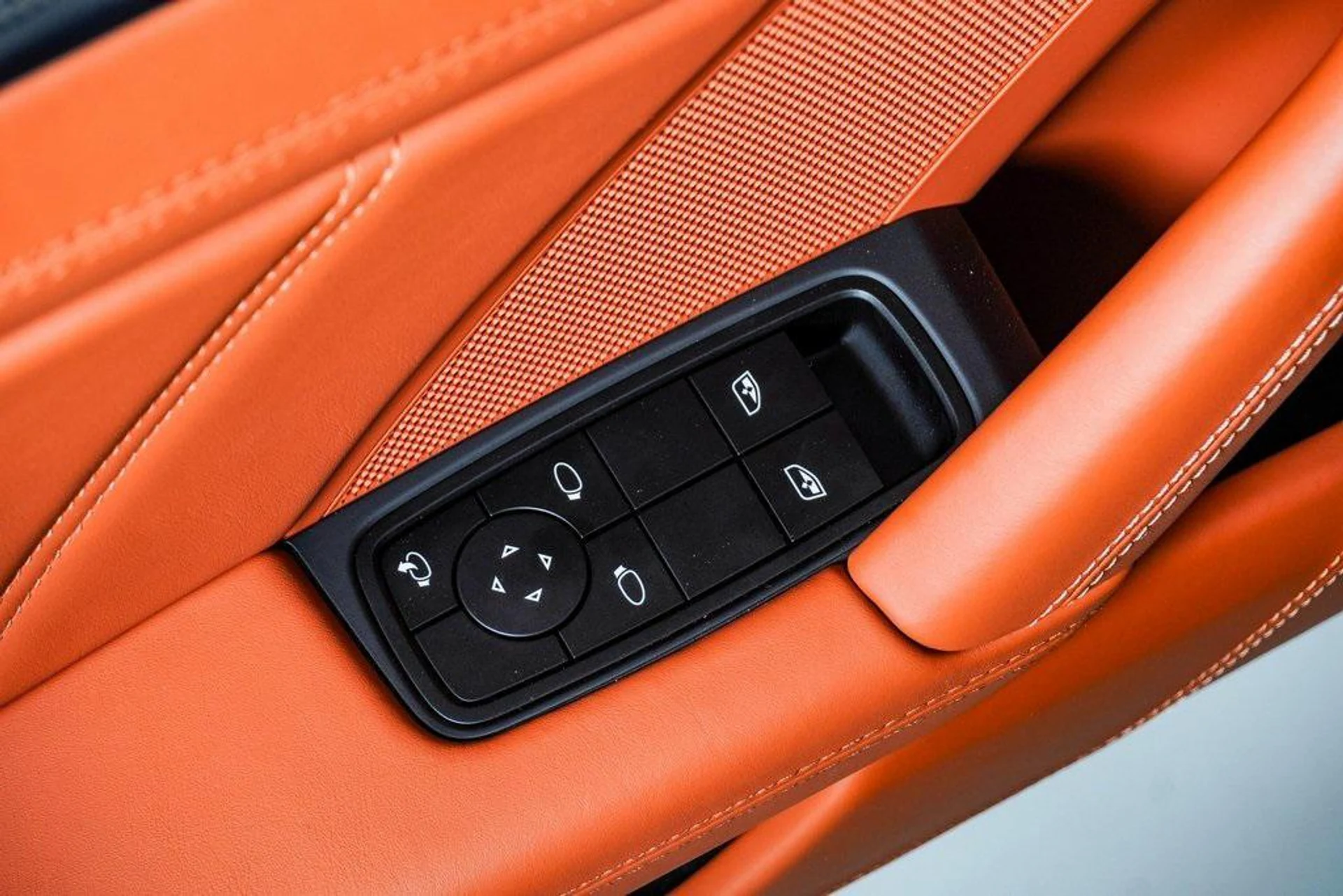 mph030_2583057381_m_Y_Cz_G65_XY_Os1_Onfk_L_2_B7e_Z_Fb_BM_e54f8bccab