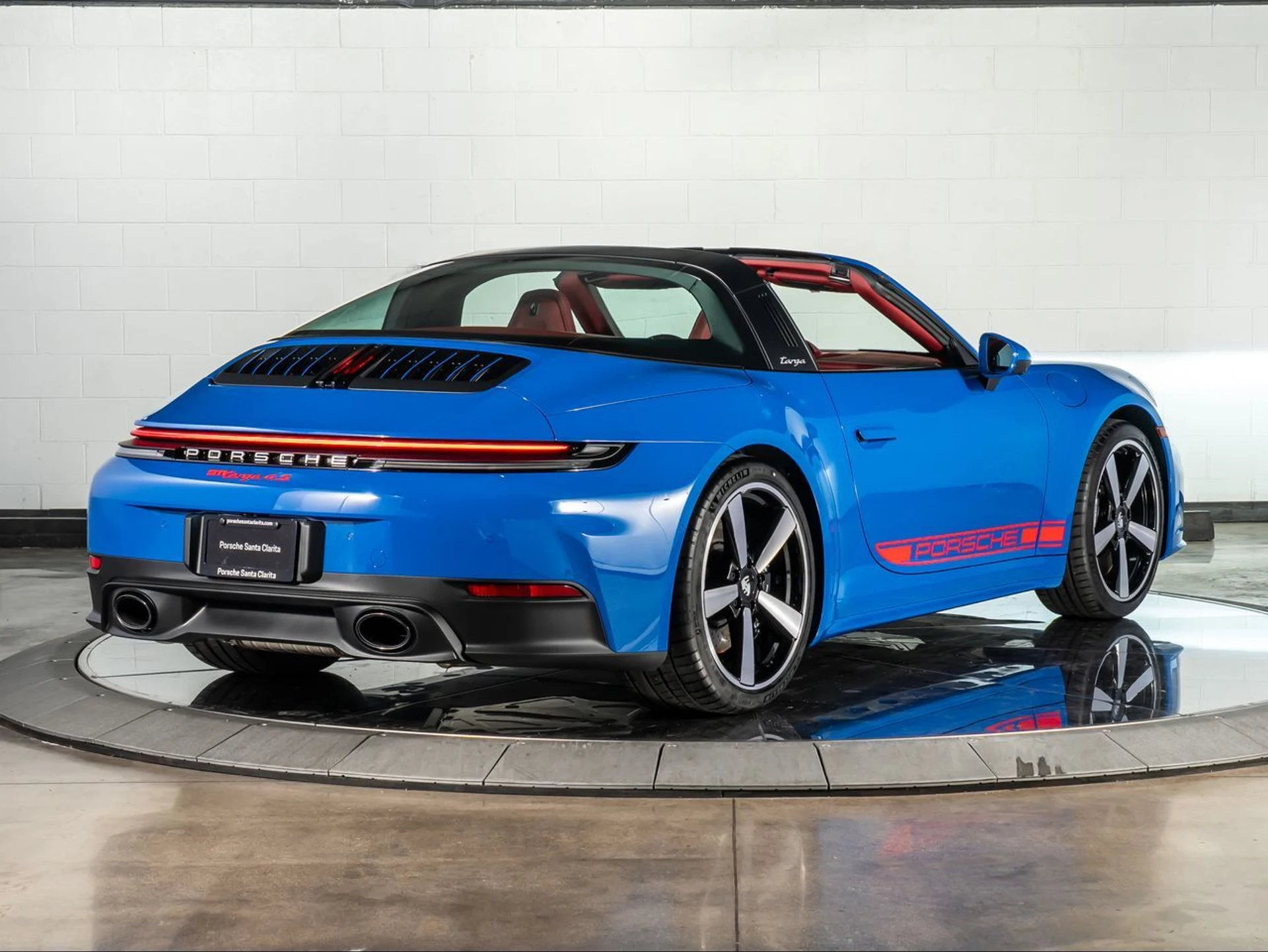 mph030_2590625369_d397e8b245457b38974009bf33525b33_a8e479b5fd