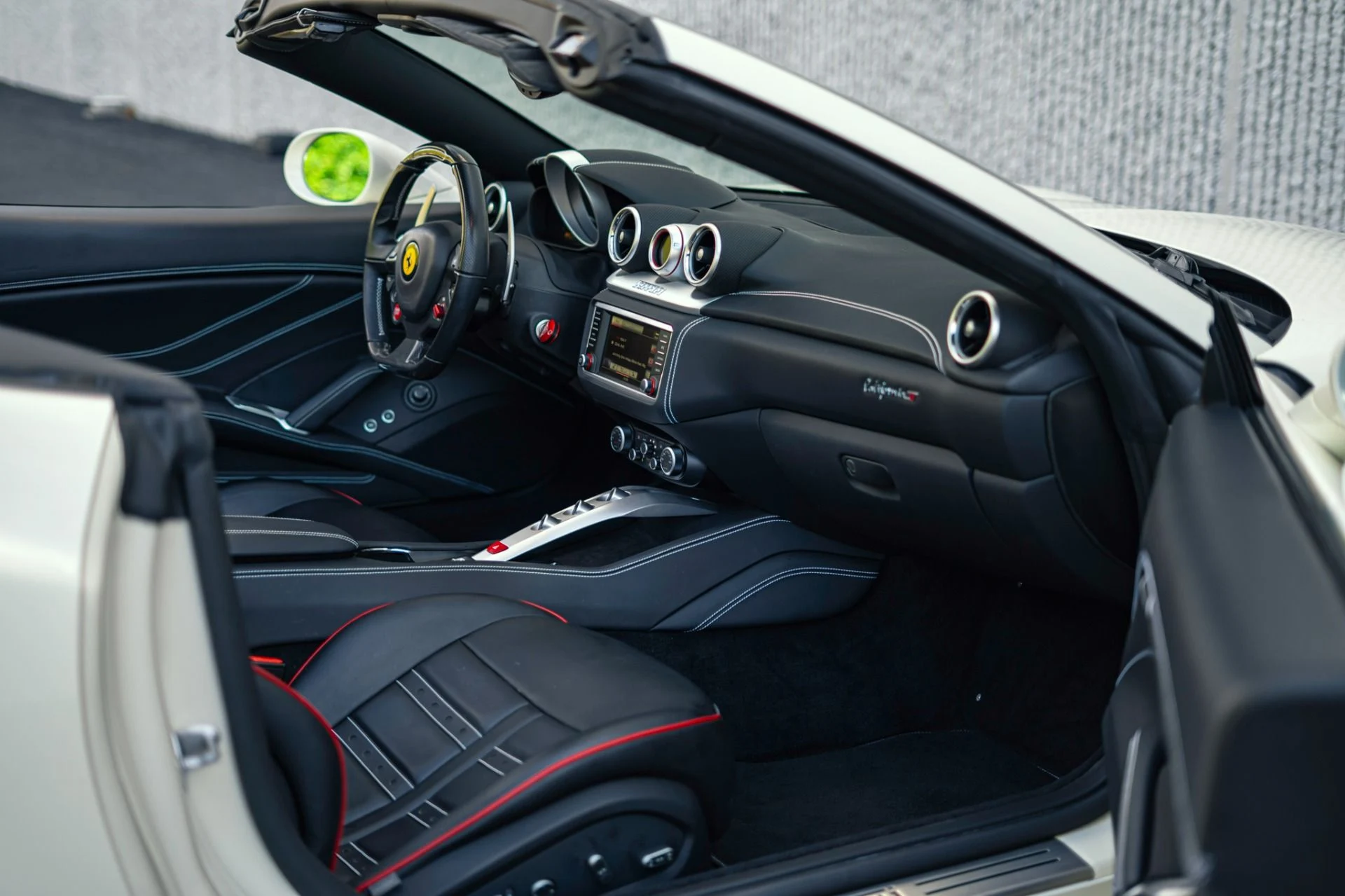 mph030_2593030835_Used_2017_Ferrari_California_T_251_K_MSRP_Special_Handling_Pack_Daytona_Seats_Powertrain_Warranty_1779481555_f9e159f590