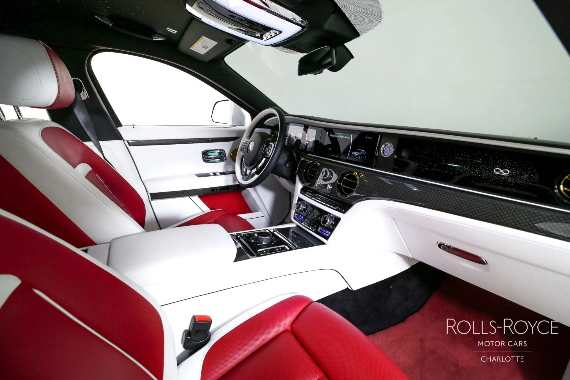 mph030_2593980662_Used_2024_Rolls_Royce_Black_Badge_Ghost_1767375436_dd8abed35f