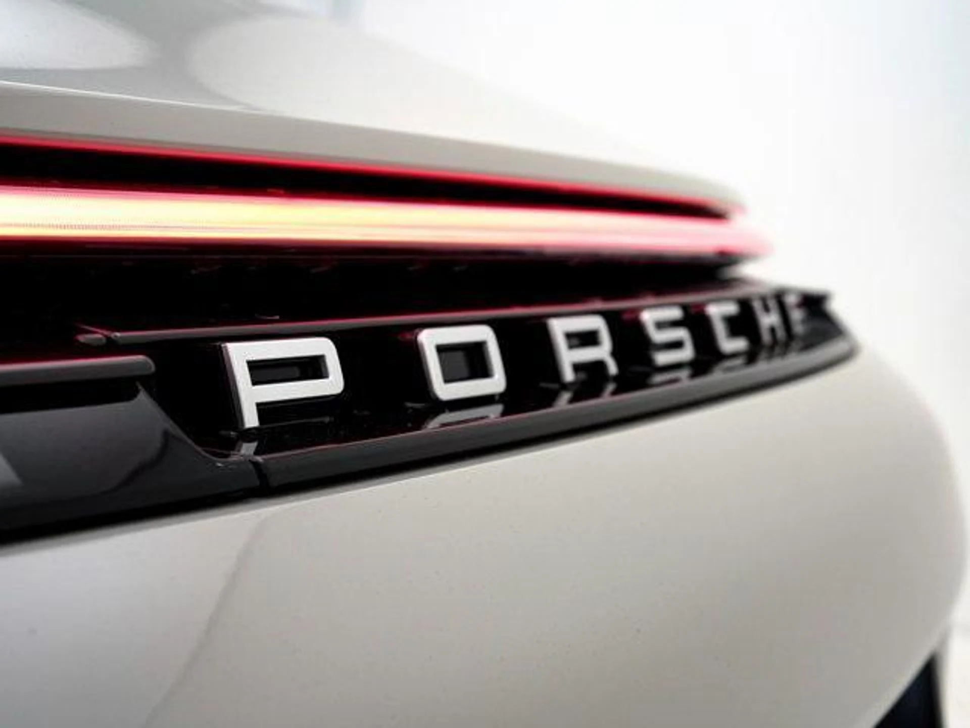 mph030_2597808805_HTZ_Xqnc_K_aj_UWO_9_HU_Ch_MV_2exsc_A_7a4065837e