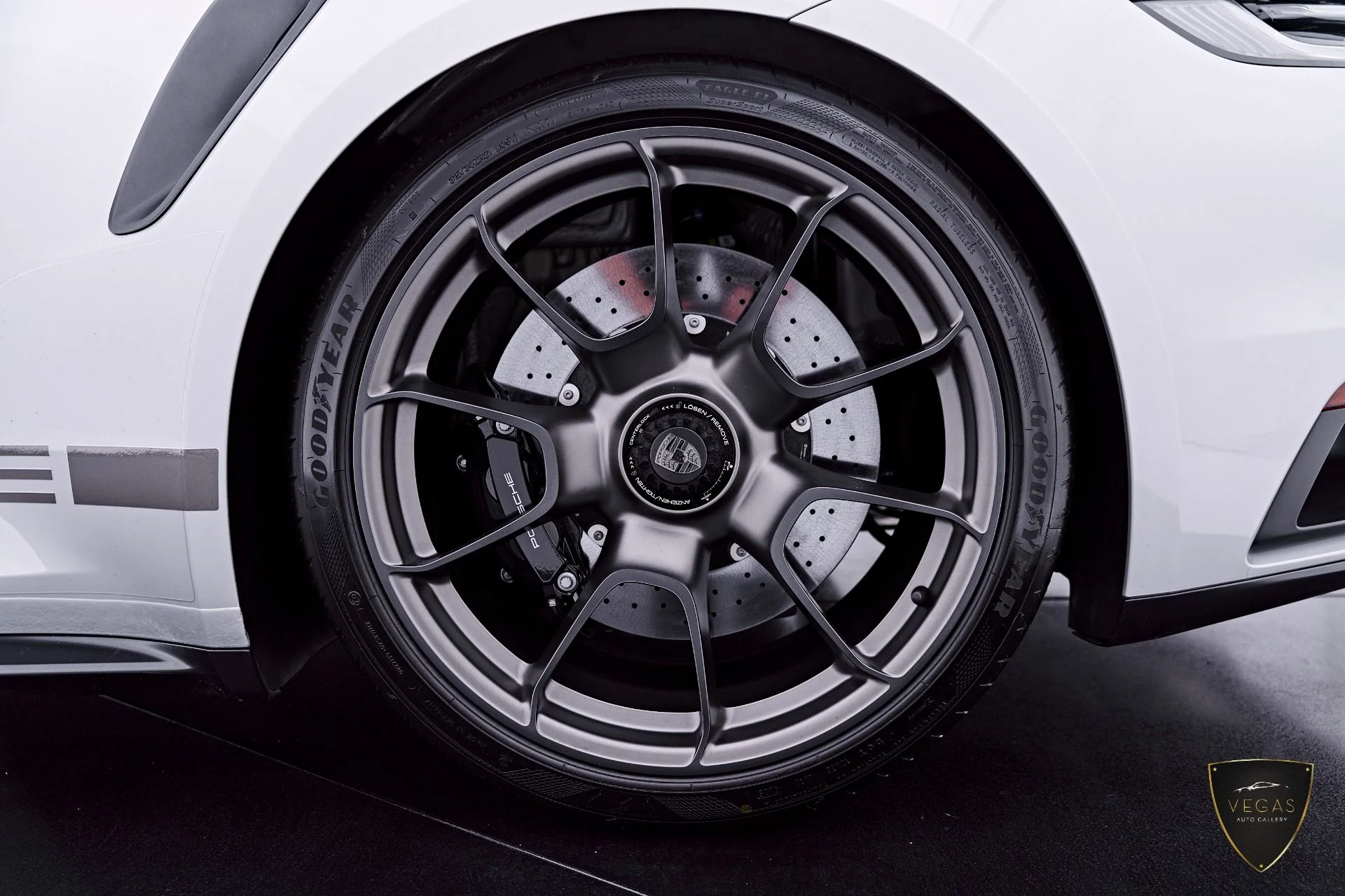 mph030_2598858609_Used_2025_Porsche_911_Turbo_50_1782521938_4594b82ac5