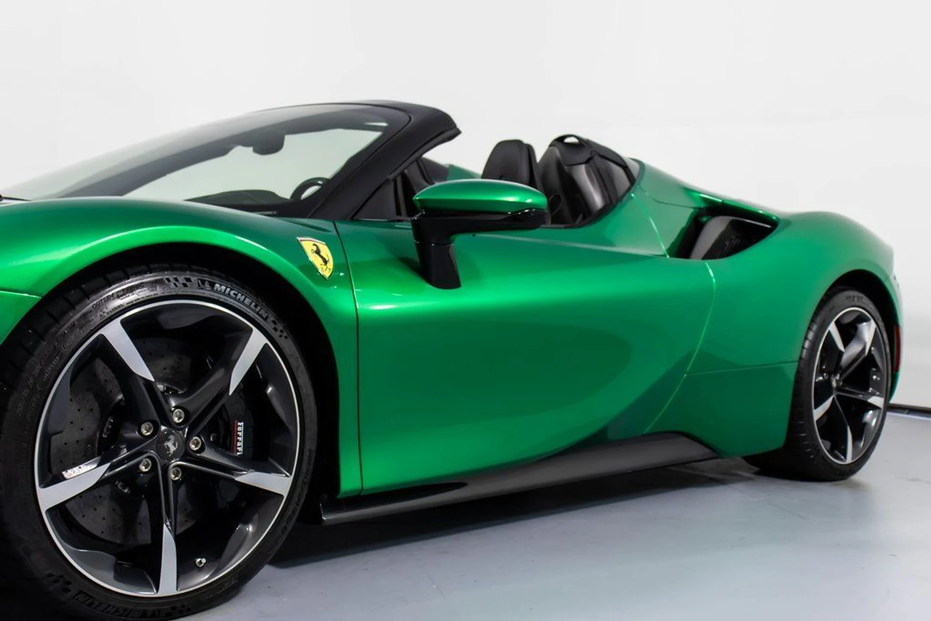 mph030_2599565872_0443dd6fafbd96abc55824aa4775b920x_056ce55857