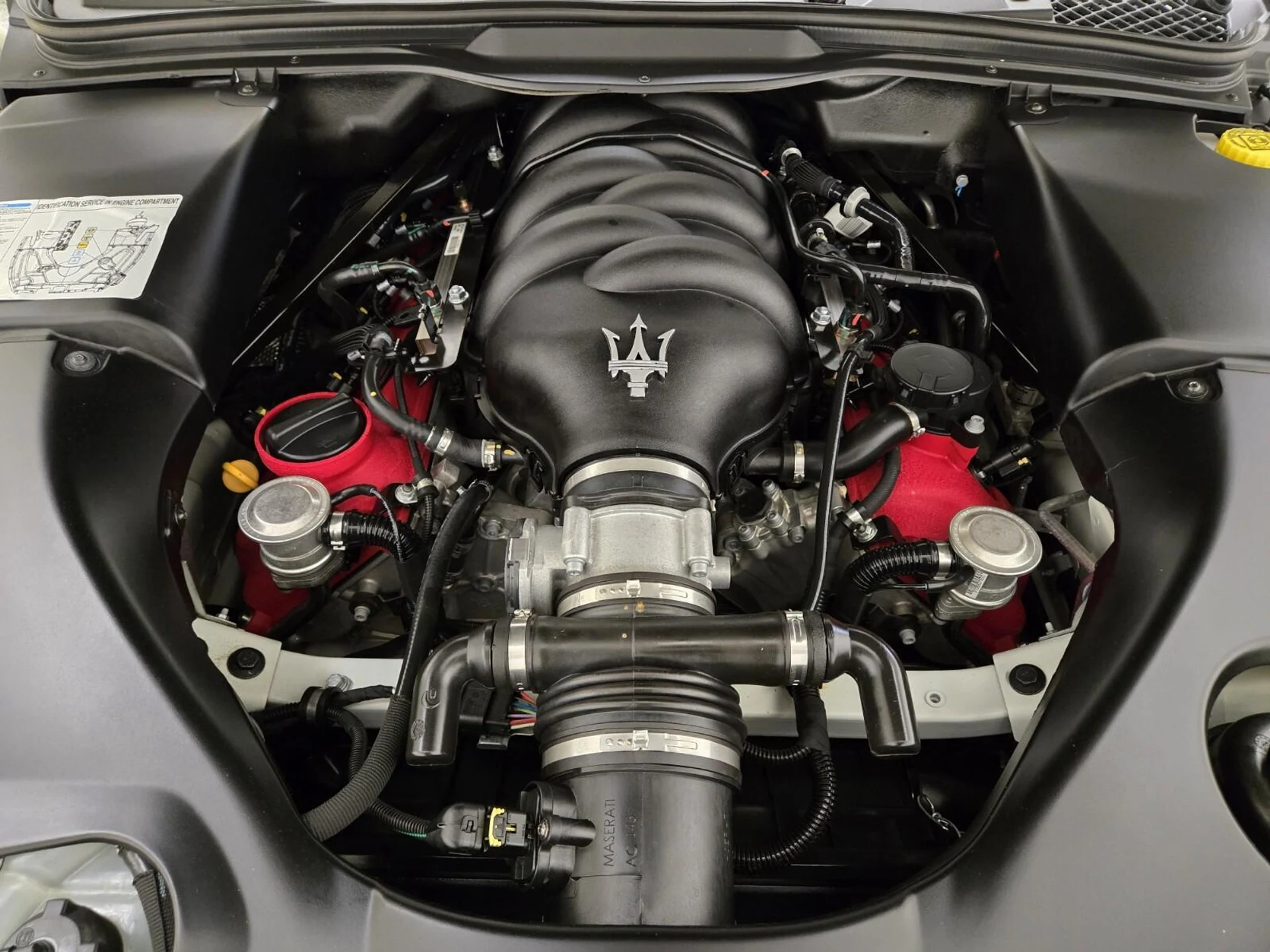 mph030_2602515956_Used_2018_Maserati_Gran_Turismo_Sport_1753858127_80b4b071bc