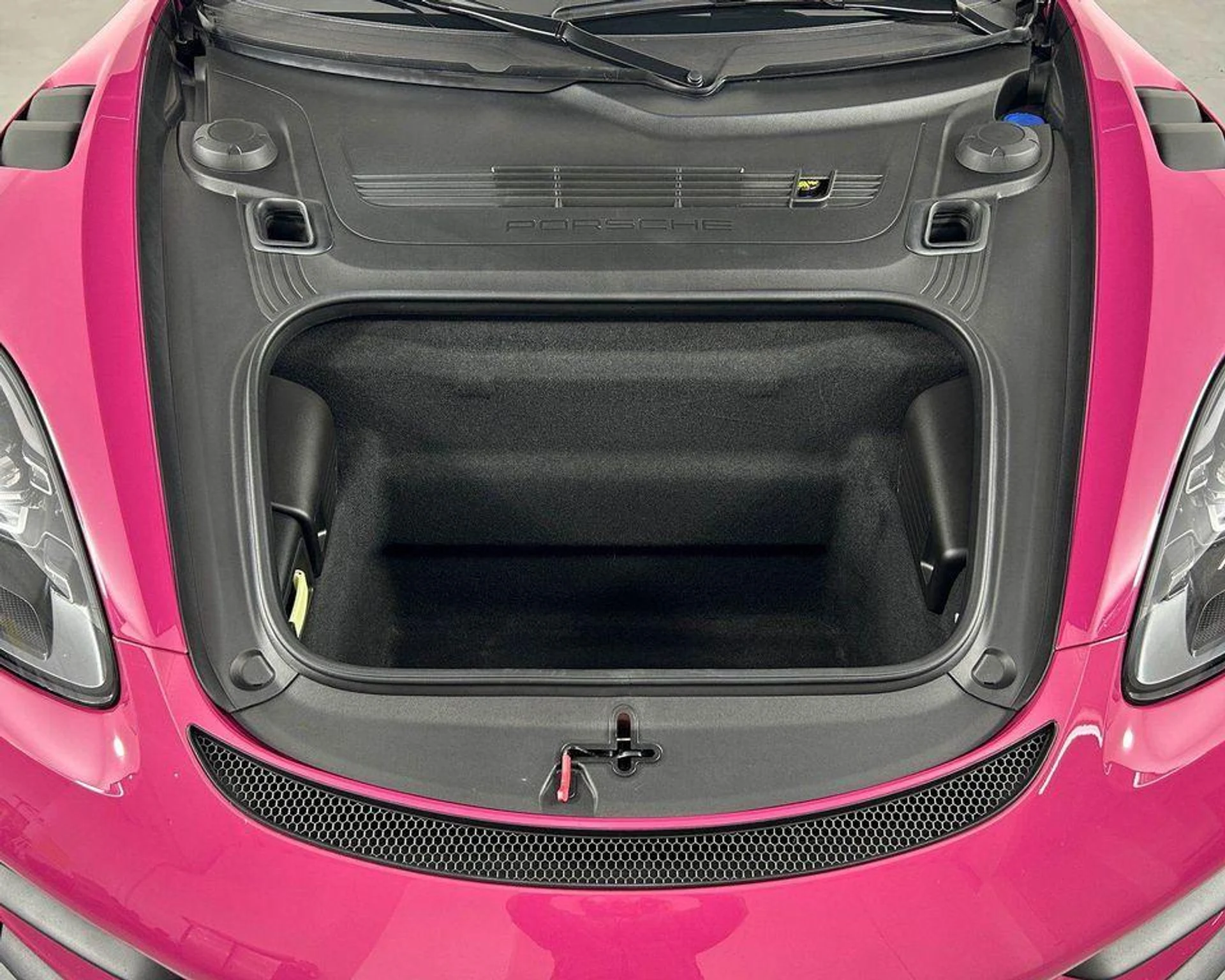 mph030_2612862281_c_Wk_Y3_En_MO_De0c_jl4_Ks_Bn_PLX_m0_9bcf7b4082