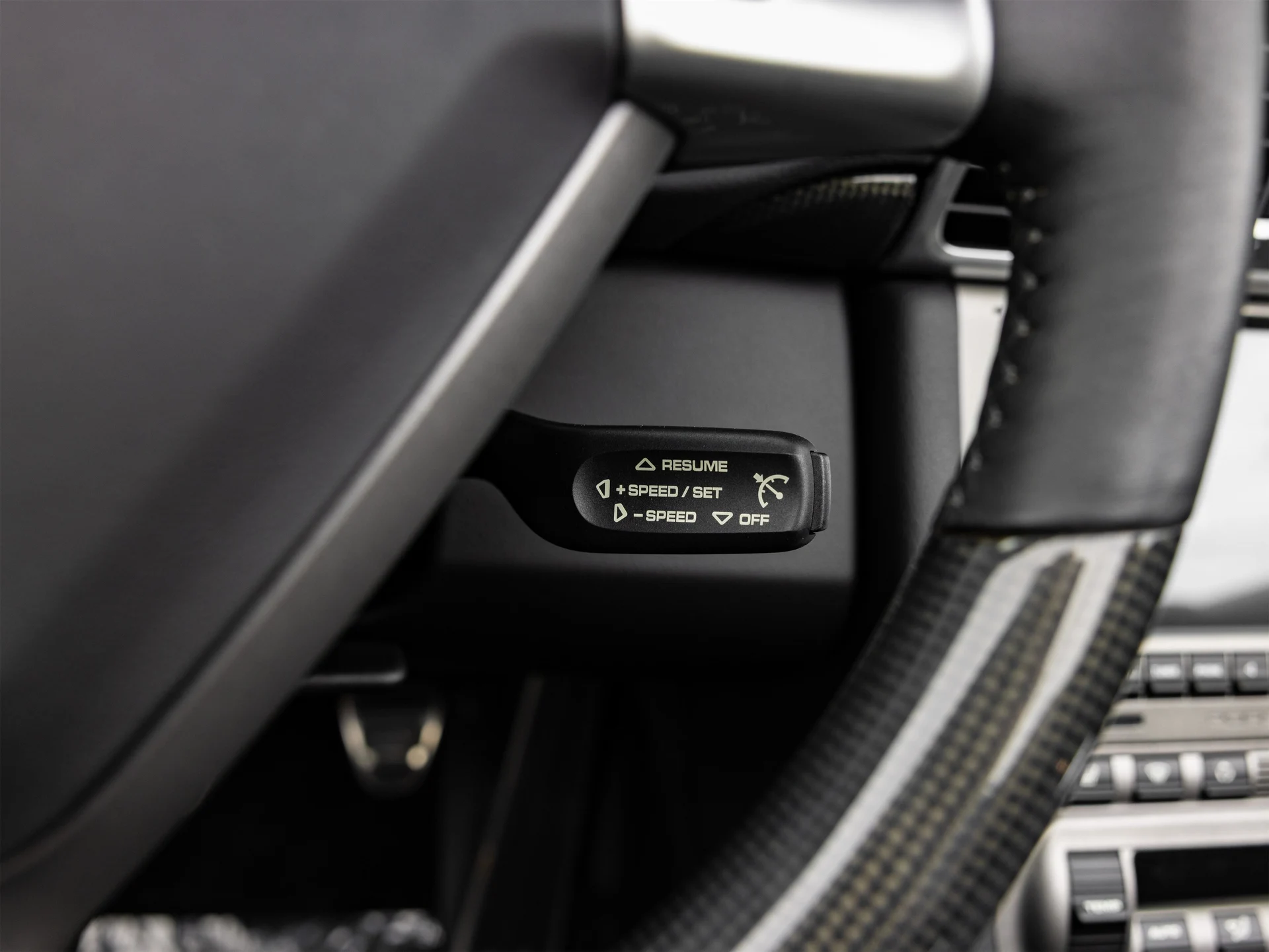 mph030_2616286754_a227a0f63d6e1de2102b9af149bc1523_ad382b557b