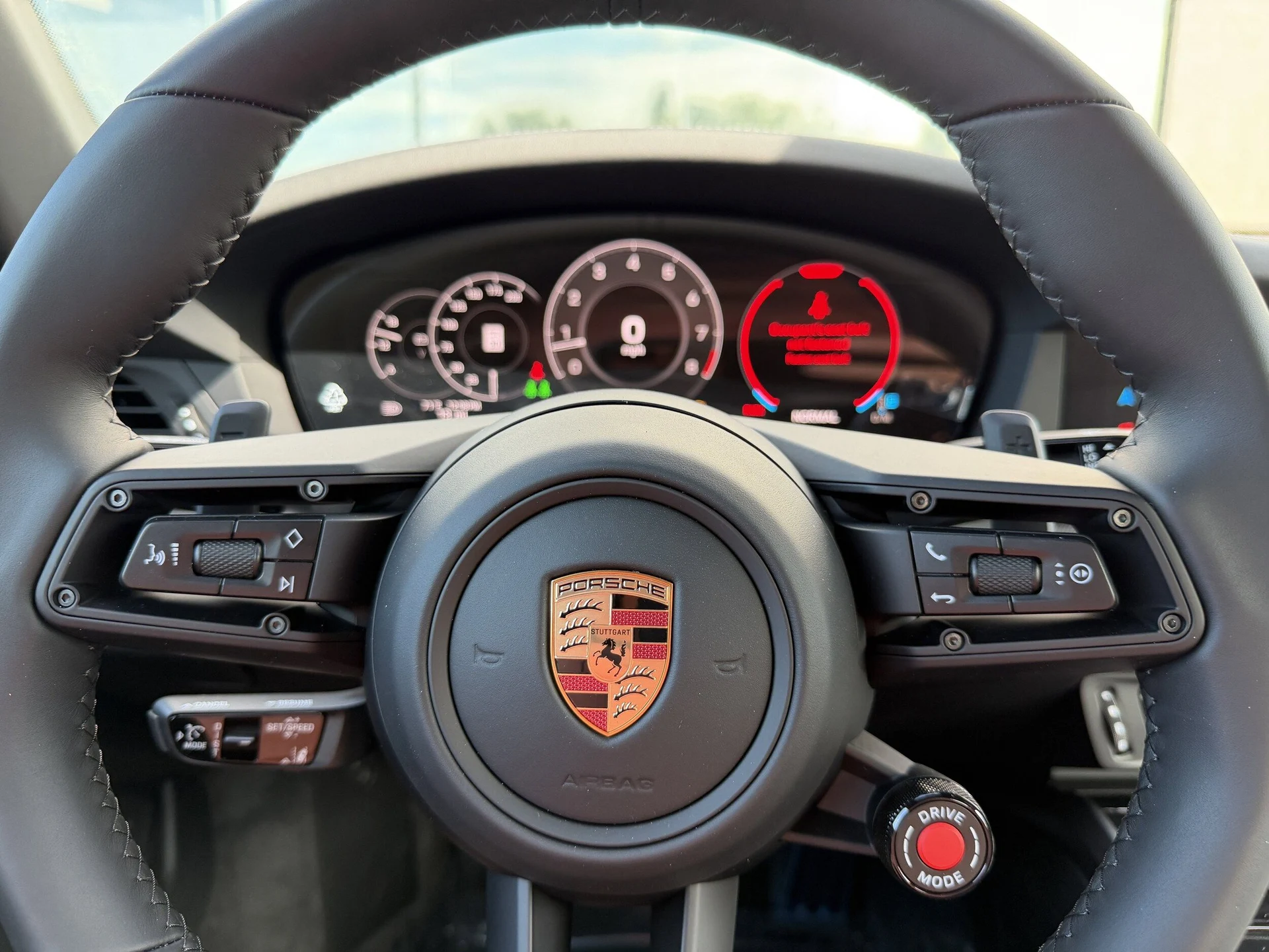 mph030_2622866832_2d5260a99e1f543bf485402da118891cx_ed3614b575