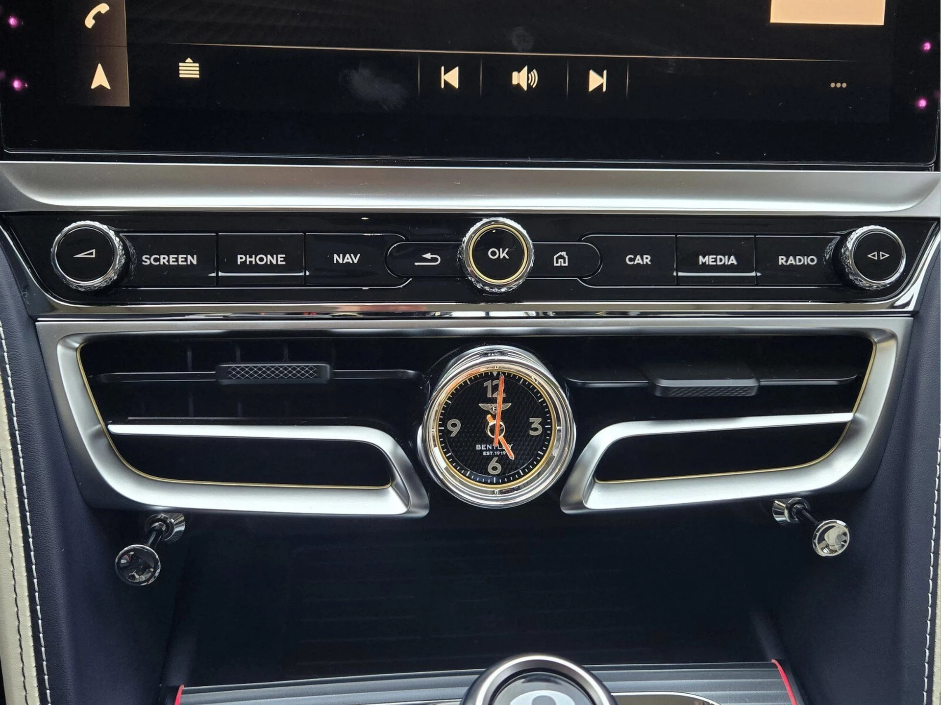 mph030_26352866_5585c661578b6edafe86b0802863a892x_5b8c6d2b9e