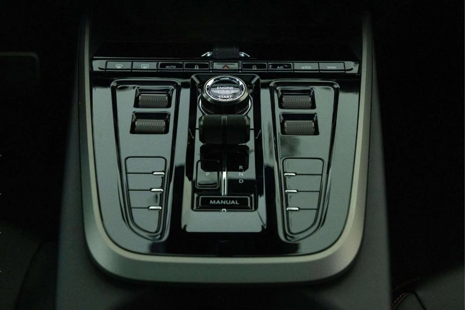 mph030_2639647283_zy_CZF_Tml_FRA_Jz_Fm_RG_Ue_ML_Xc_Vig_320619d966