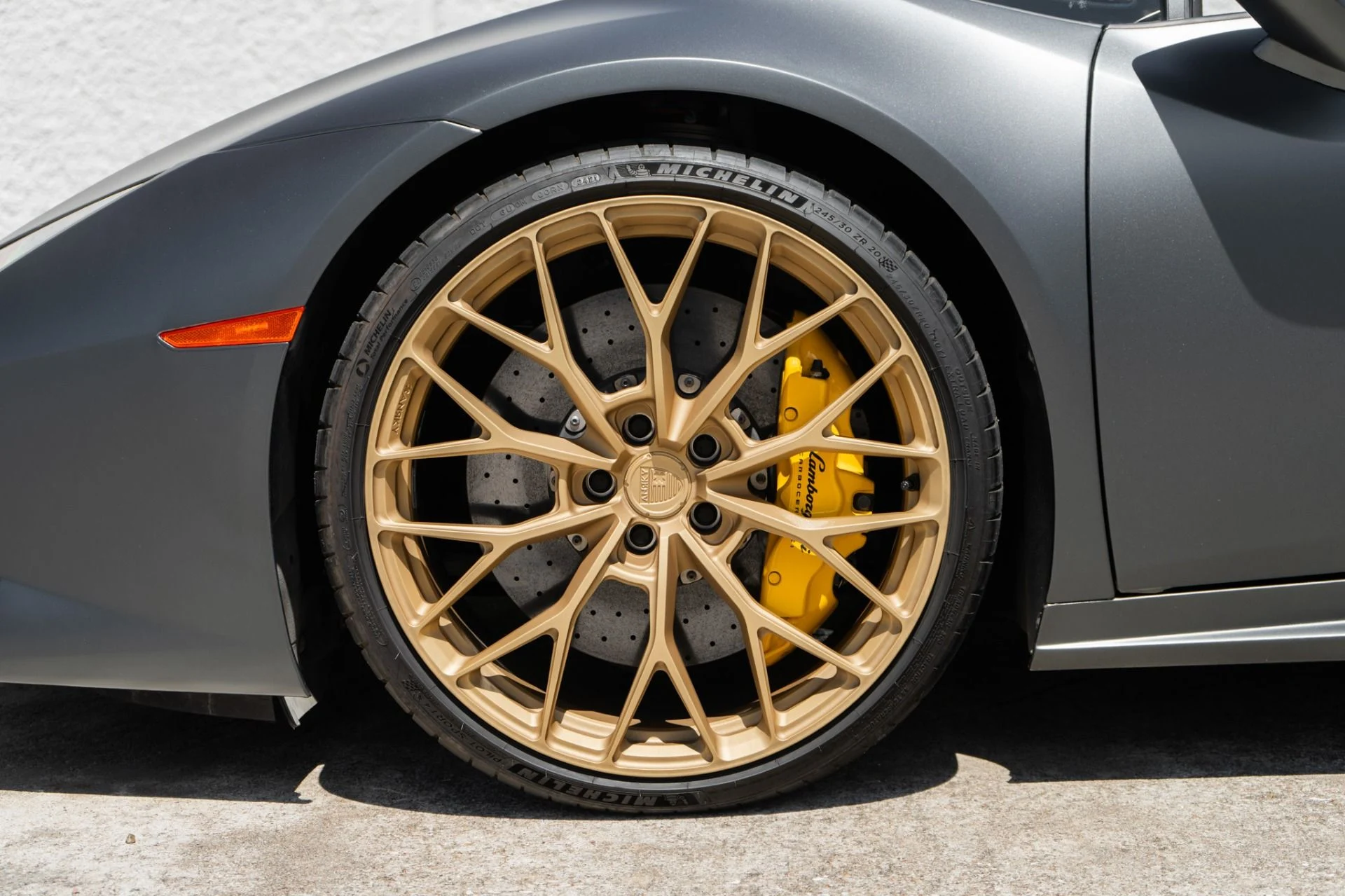 mph030_264209613_Used_2015_Lamborghini_Huracan_LP_610_4_1779833473_d03d93317f