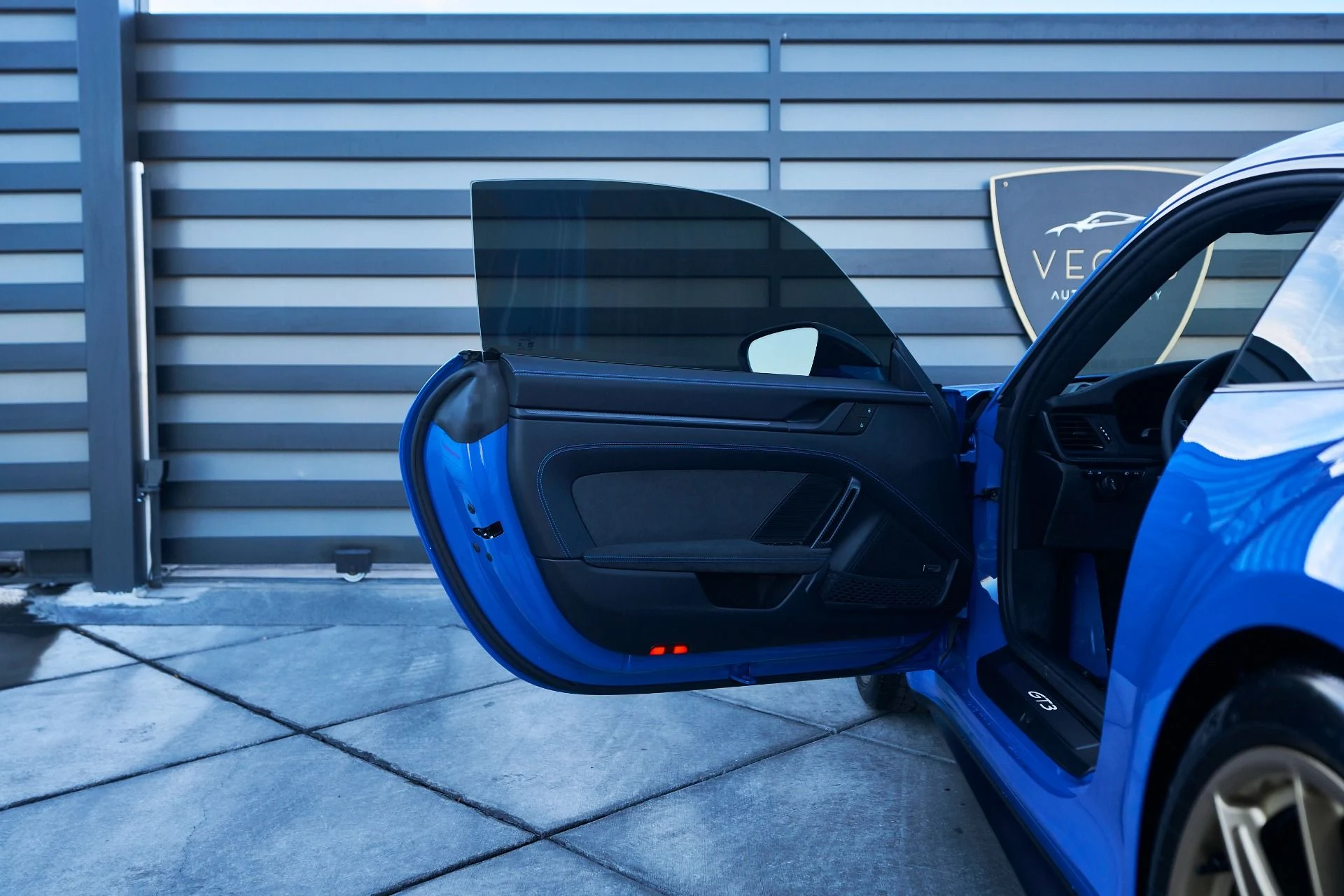 mph030_2647345611_Used_2026_Porsche_911_GT_3_1764988895_94810191da