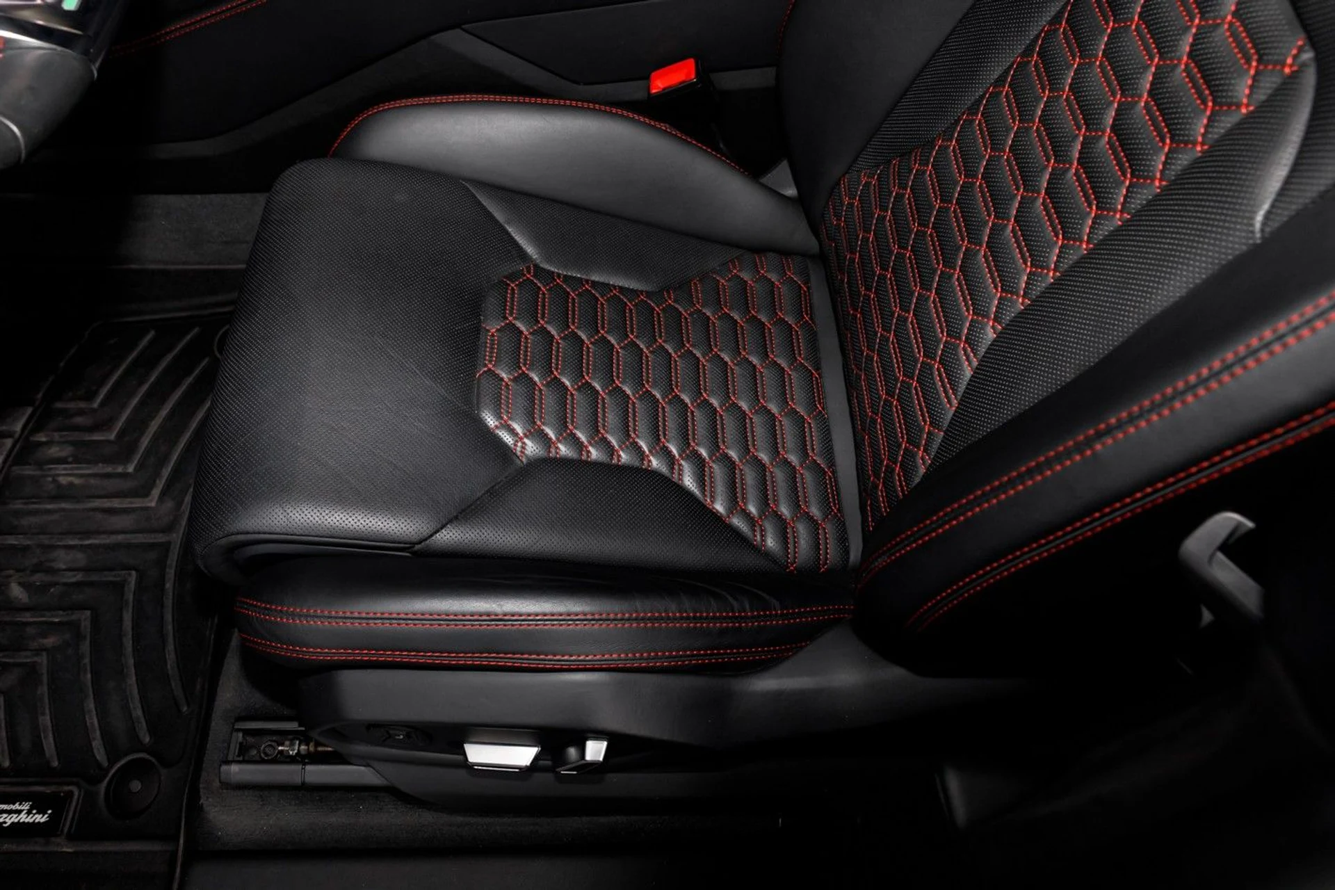 mph030_2664396033_624_p31_l_863e064486