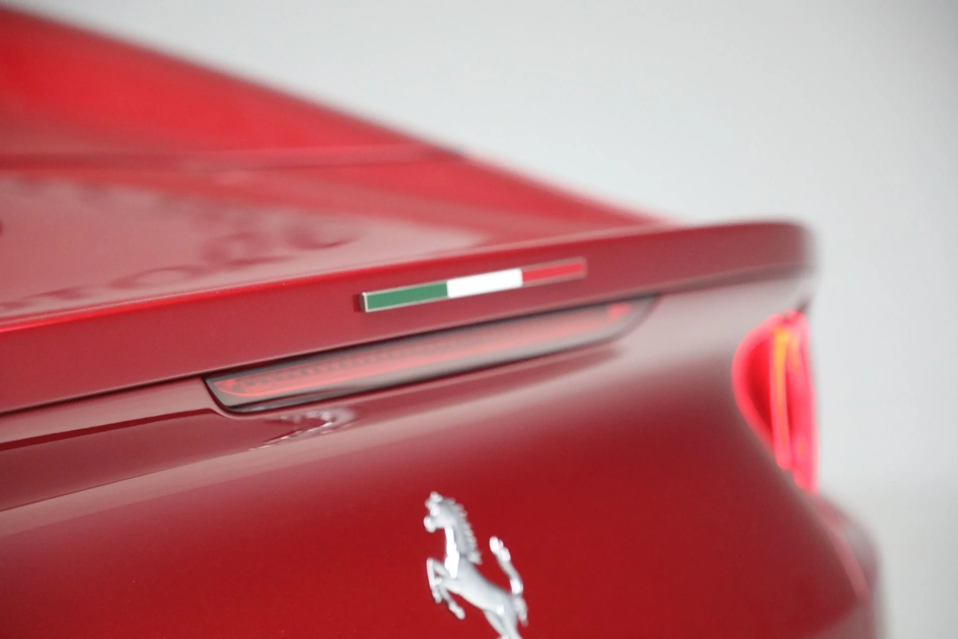 mph030_2669903855_Used_2023_Ferrari_812_GTS_1783706555_554eed2fbd