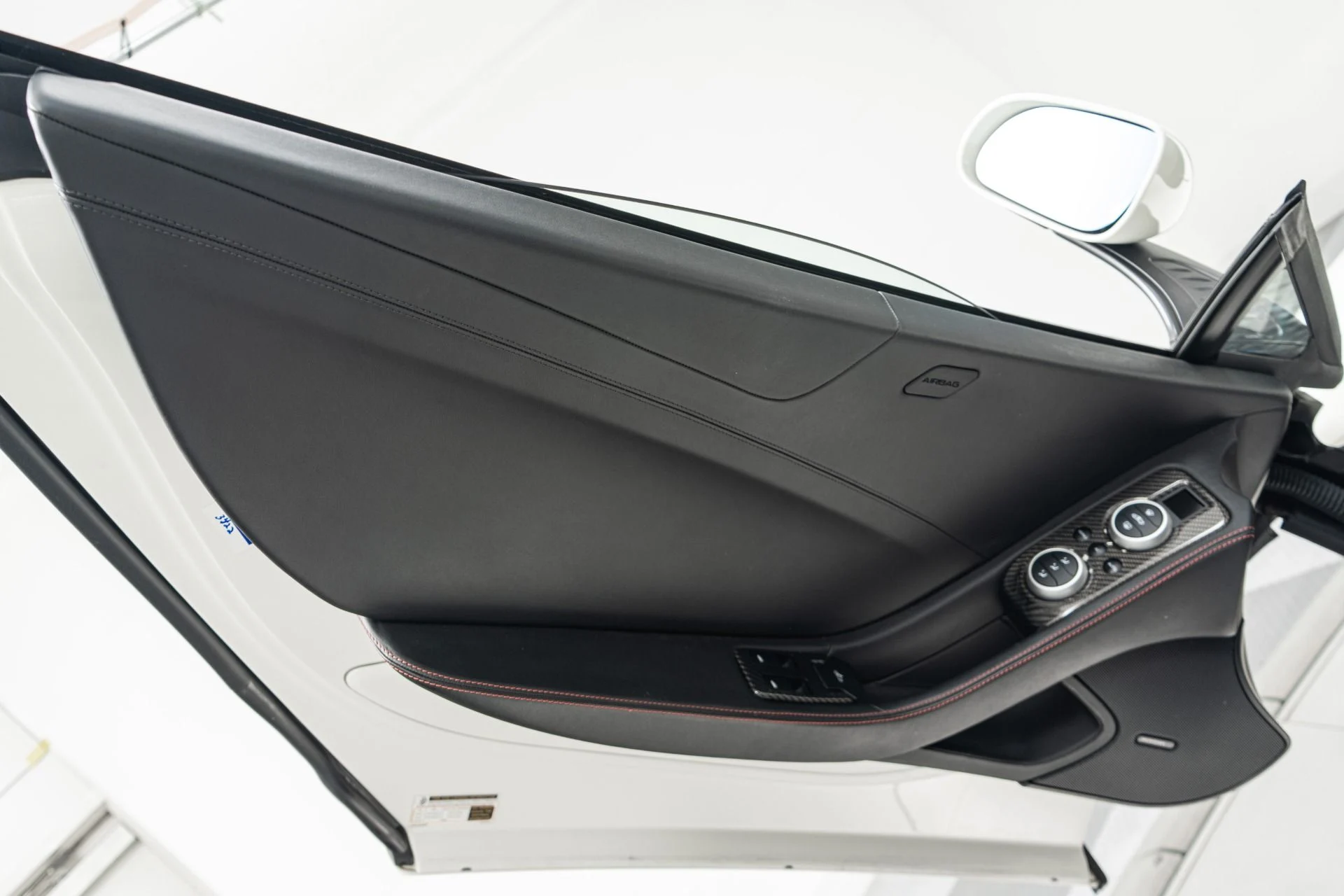 mph030_2678690830_Used_2014_Mc_Laren_MP_4_12_C_Spider_Retractable_Hardtop_616_Horsepower_Low_Miles_1779912312_03ef99260f