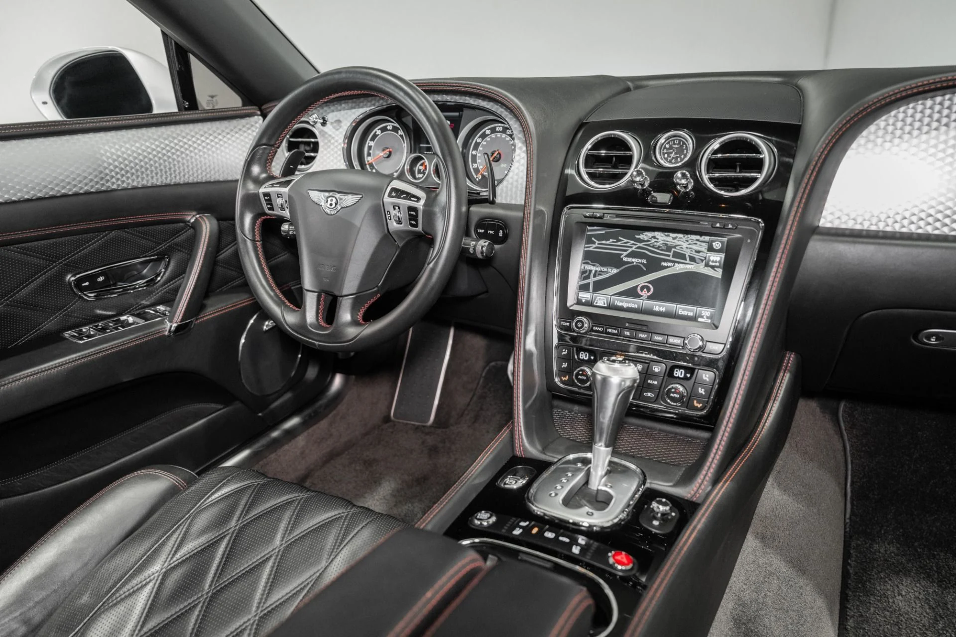 mph030_2679166032_Used_2014_Bentley_Flying_Spur_1764428362_d81c039356