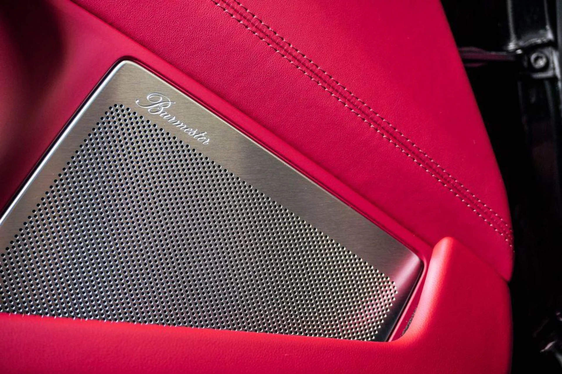 mph030_268010134_E8epdzvpa3_O_d_Pl_T_Kl_CSOS_575_Wo_f10705a5e3