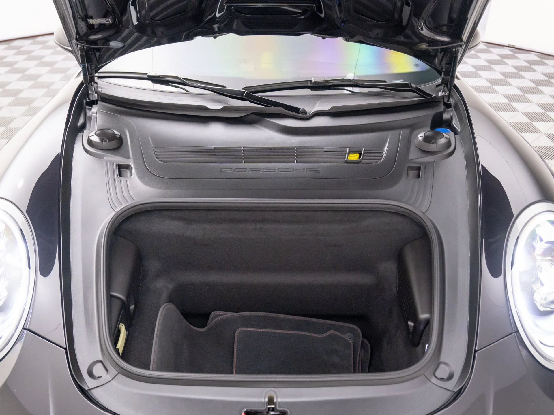 mph030_2683860557_101e327cda7e367f78e78139c57e541ax_e1e2d3d00b